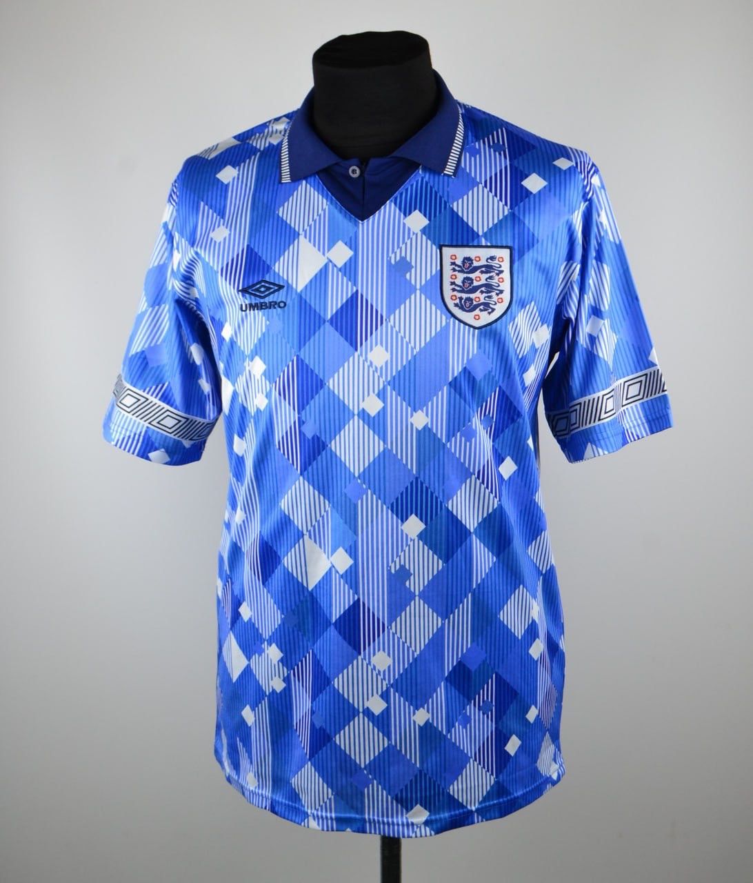 Umbro UMBRO ENGLAND 1990/1992 THIRD FOOTBALL SHIRT SCORE DRAW Size US L / EU 52-54 / 3 - 1 Thumbnail