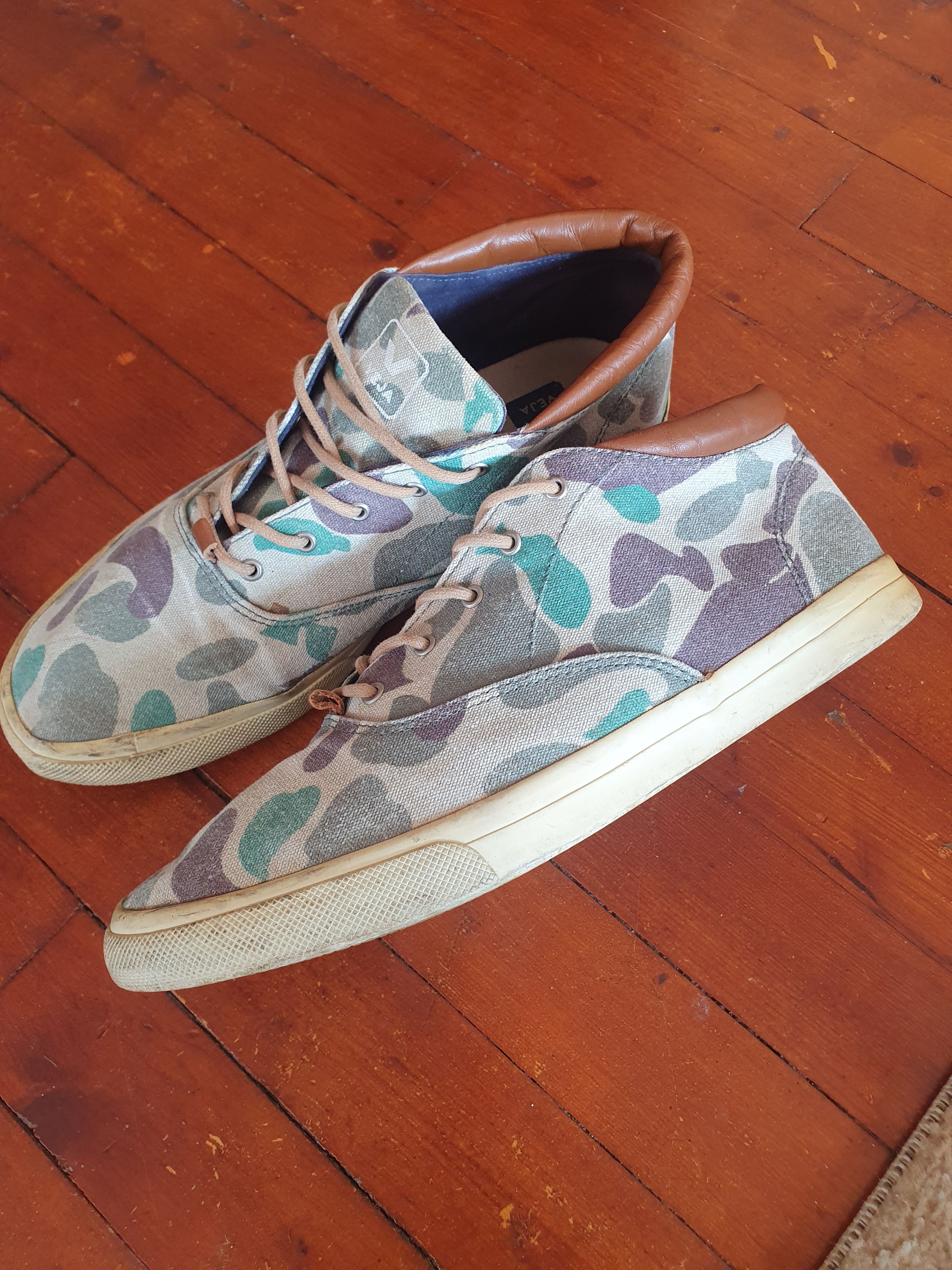 Veja Veja Men's Camouflage Trainers sz US 11.5/UK11/EU45 Size US 11.5 / EU 44-45 - 1 Thumbnail