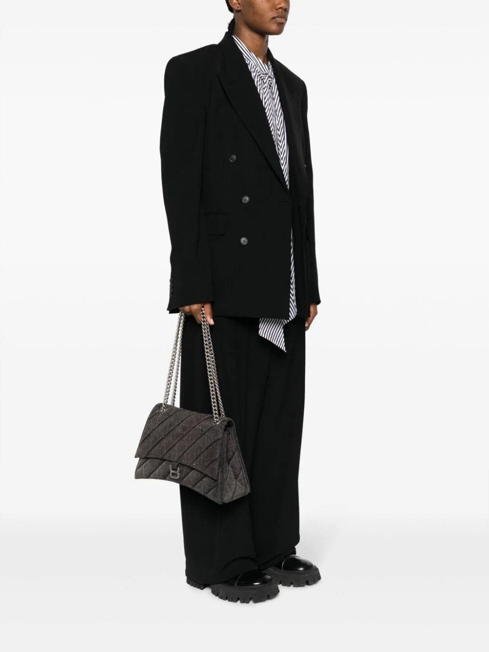 Balenciaga o1mt1gz0824 Size: OS / Crush Large Chain Bag Quilted Grey Size ONE SIZE - 4 Thumbnail