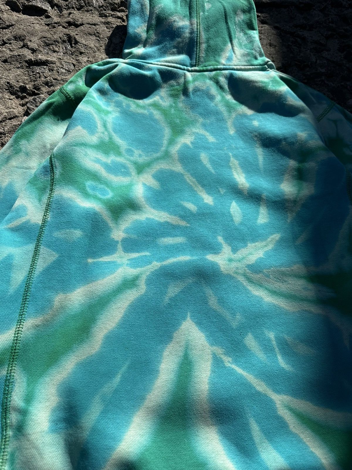 Nike × Vintage Vintage 00s Nike Women’s Custom Tie-Dye Hoodie Size S / US 4 / IT 40 - 6 Thumbnail