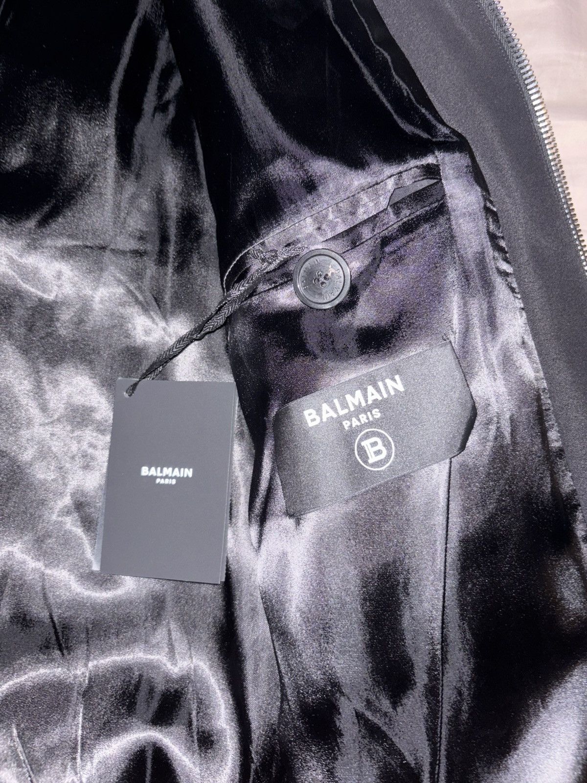Balmain Balmain crepe embroidered bomber Size US XL / EU 56 / 4 - 7 Thumbnail