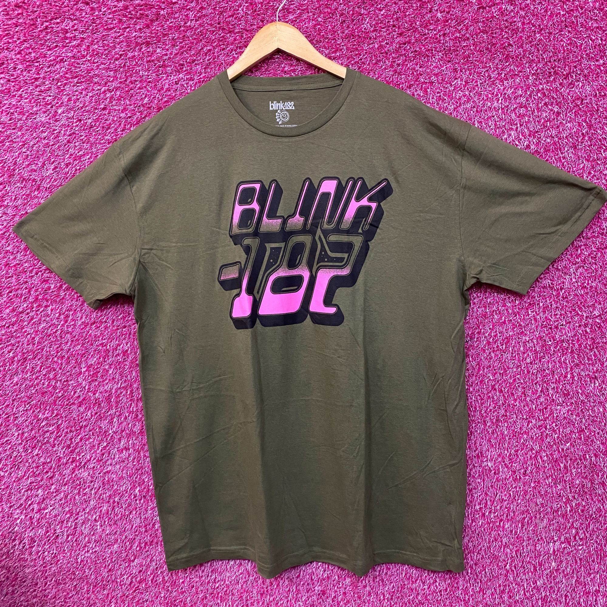Other Blink-182 Pink Gradient Logo T-Shirt 2XL Size US XXL / EU 58 / 5 - 1 Thumbnail
