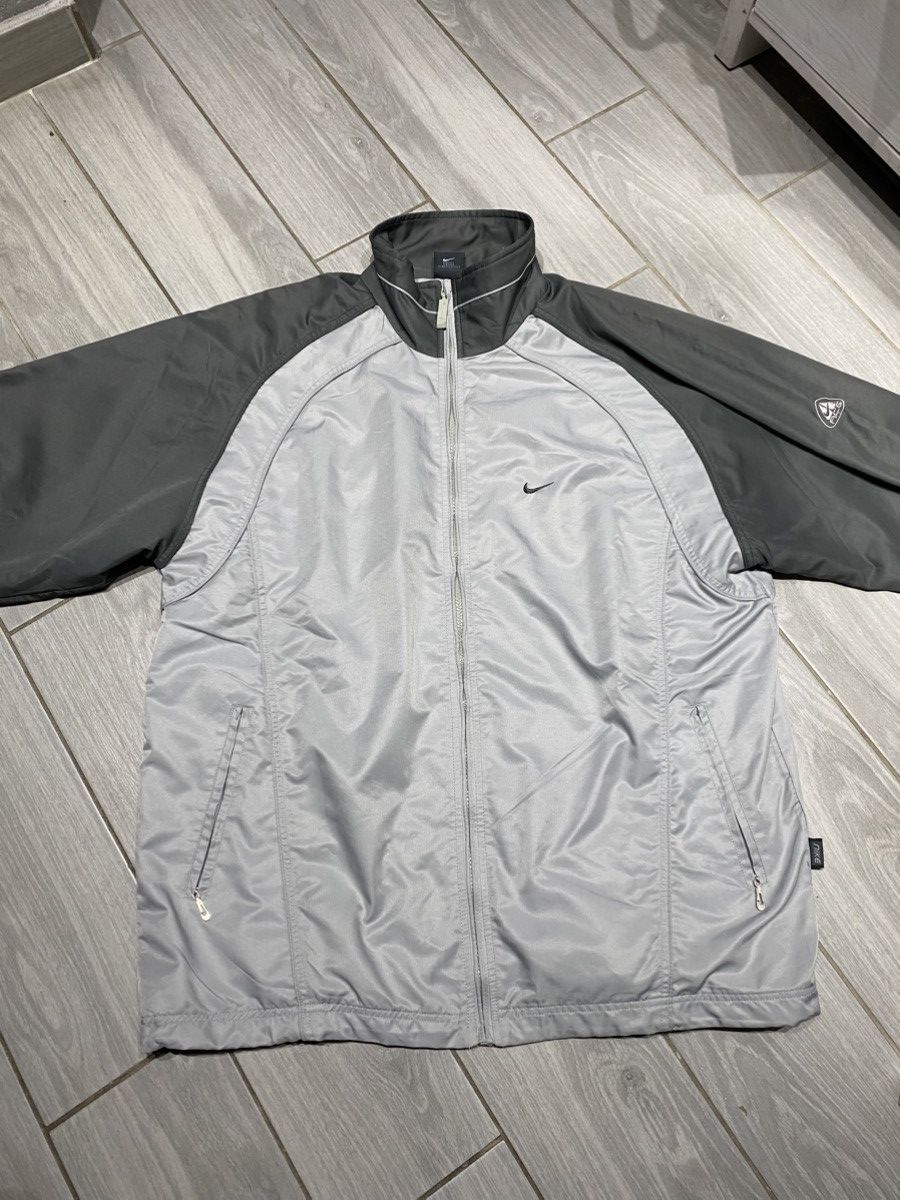Nike ACG Vintage Nike ACG Windbreaker Jacket very rare Y2K Size US L / EU 52-54 / 3 - 2 Thumbnail