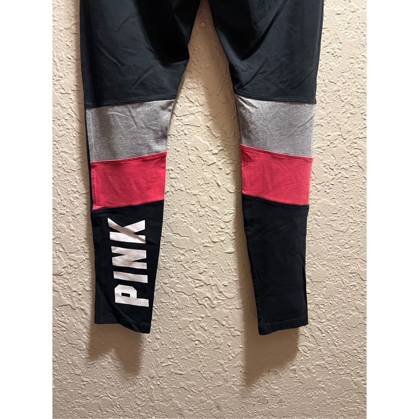 Pink PINK By Victoria’s Secret Yoga Leggings Woman’s Size Medium Size 28" / US 6 / IT 42 - 10 Thumbnail