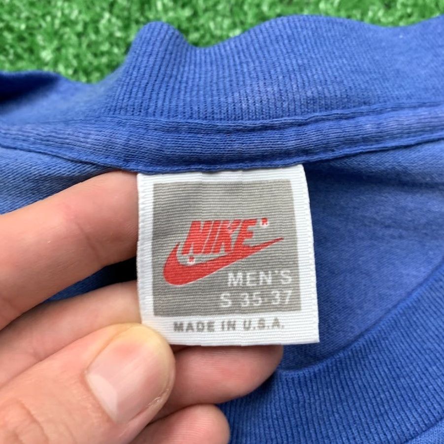 Nike VINTAGE Nike Graphic Tee Mens Small Blue Owl Cartoon Basketball 90s Size US S / EU 44-46 / 1 - 4 Thumbnail