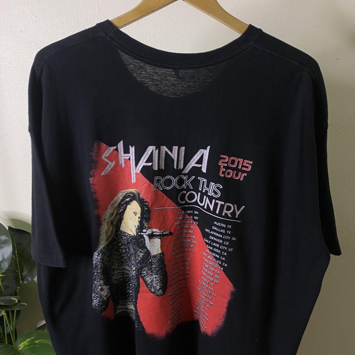 Band Tees × Vintage Vintage 2015 Shania Twain Rock This Country Tour Tee Size US XL / EU 56 / 4 - 5 Thumbnail