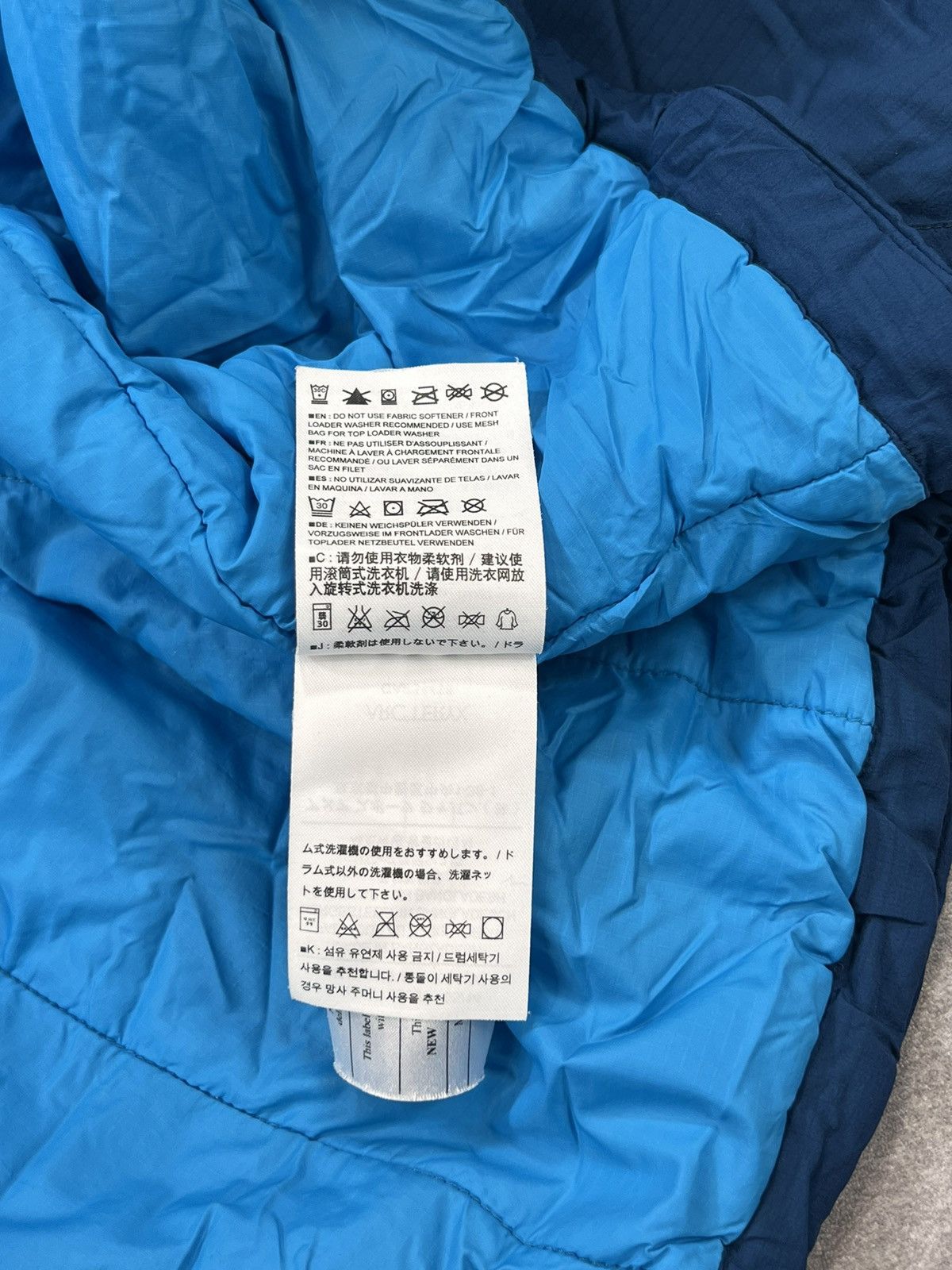 Arc'teryx Arcteryx Atom AR Hood Jacket Authentic Outdoor Ski Size US M / EU 48-50 / 2 - 7 Thumbnail