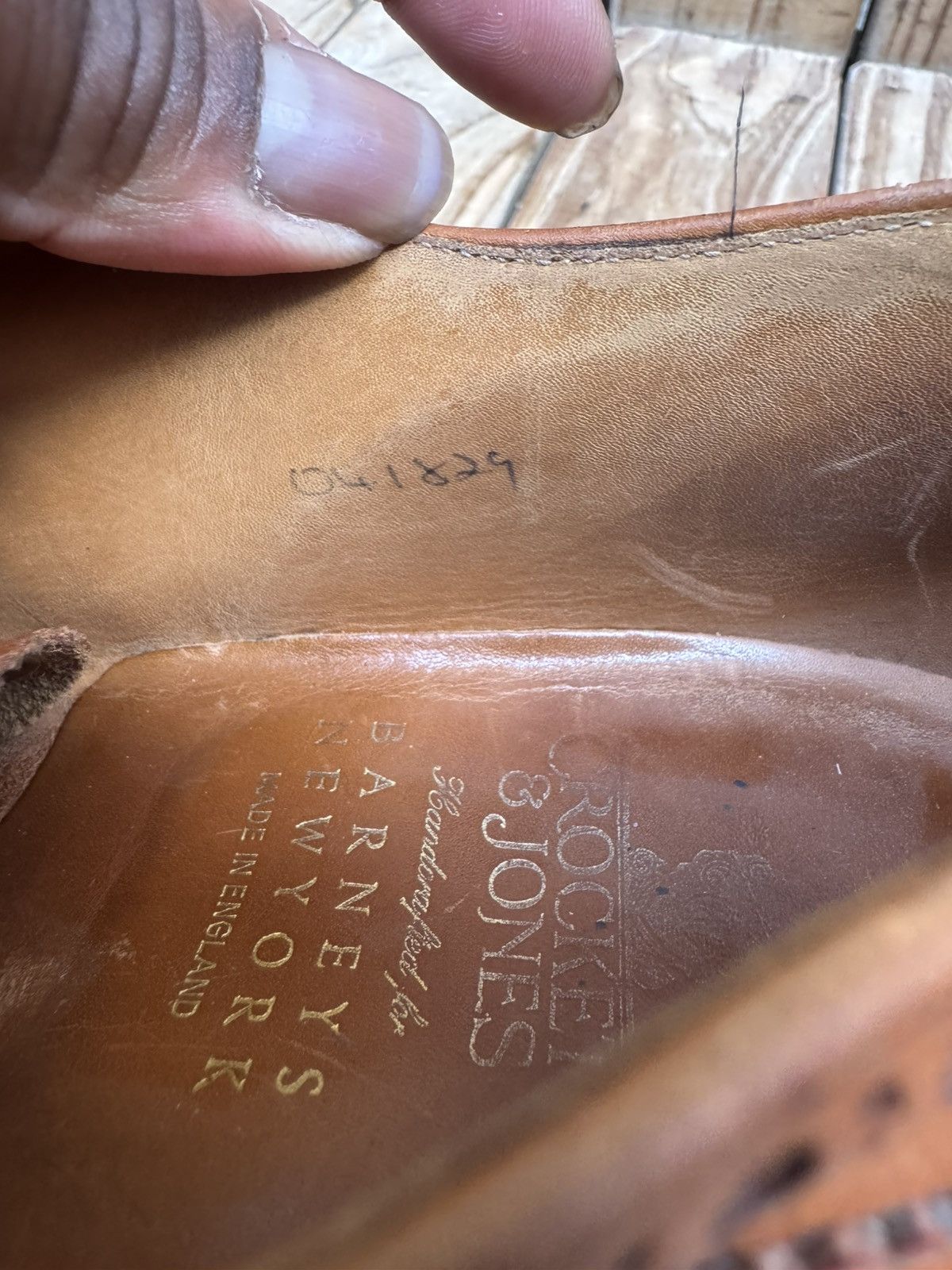 Crockett & Jones Crockett & Jones x Barneys Newyork Men’s dress shoes US 9.5D Size US 9.5 / EU 42-43 - 19 Thumbnail