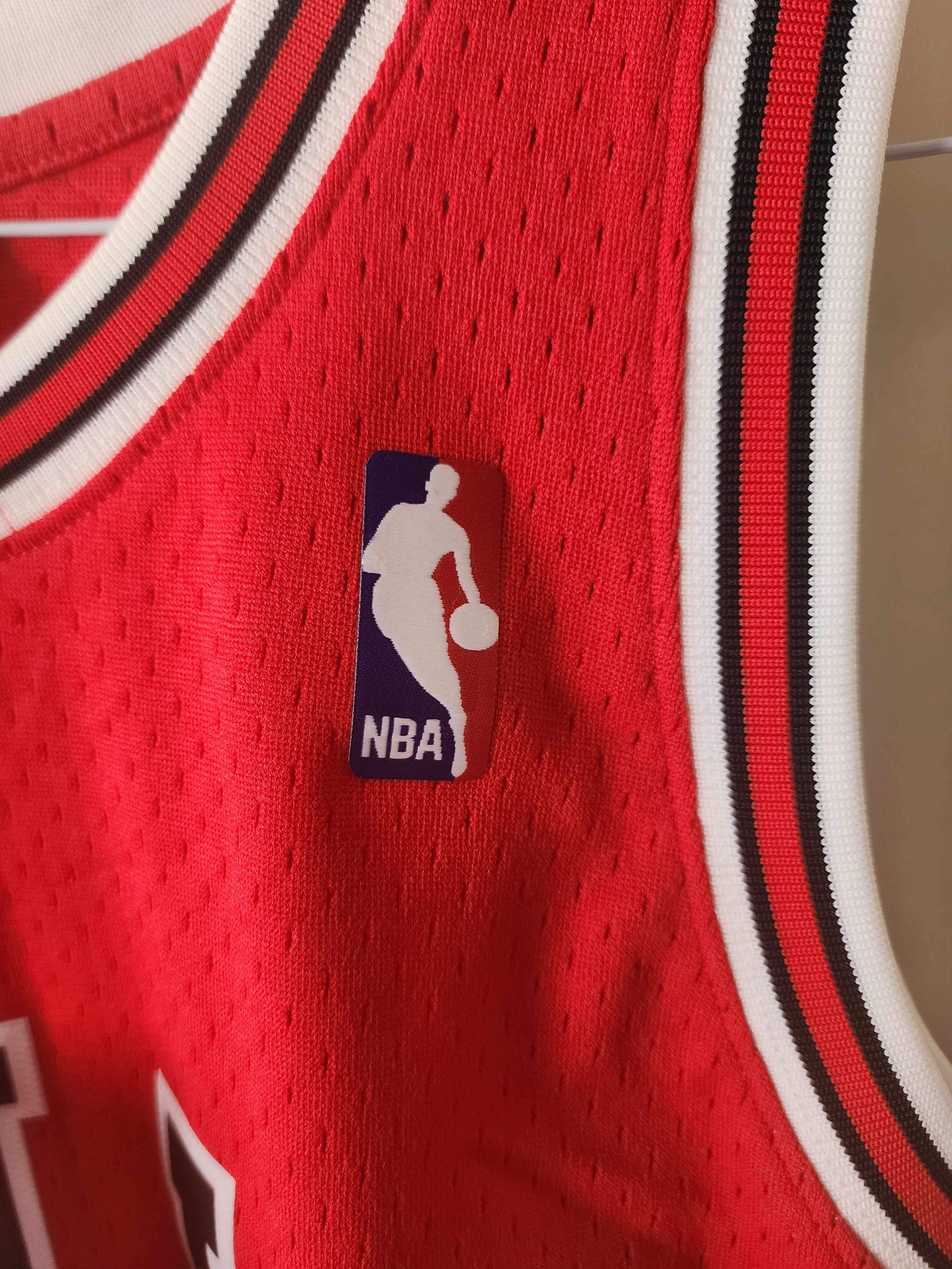 Mitchell & Ness Scottie Pippen Bulls '97-'98 Mitchell & Ness NBA Jersey Size US M / EU 48-50 / 2 - 7 Thumbnail