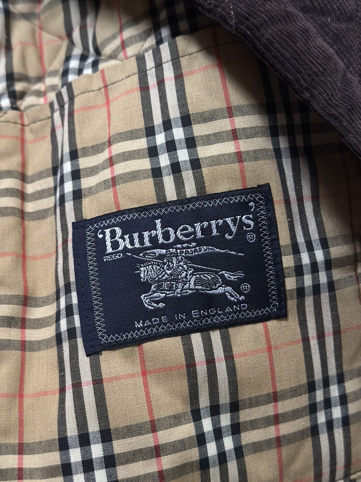 Burberry Vintage Burberry Corduroy Quilted Jacket Size US S / EU 44-46 / 1 - 7 Thumbnail