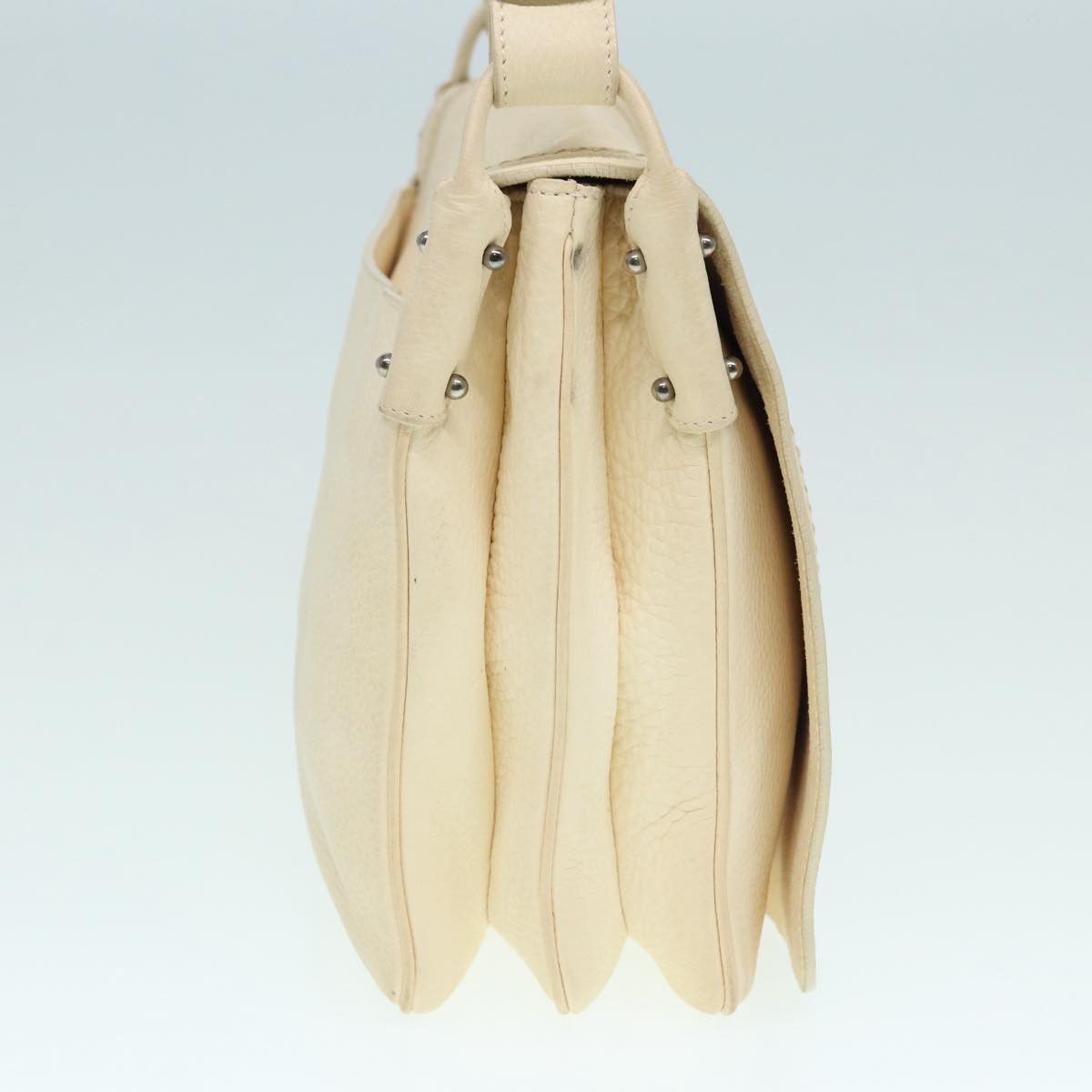 Salvatore Ferragamo Salvatore Ferragamo Gancini Shoulder Bag Leather White Size ONE SIZE - 5 Thumbnail