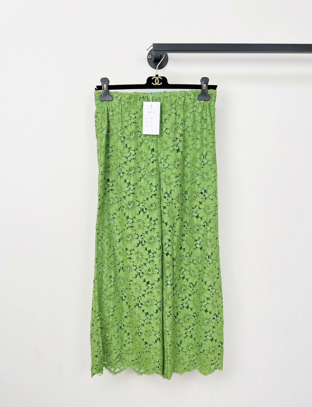 Gucci Gucci brand new lace casual pants Size 40" / US 18 - 1 Thumbnail