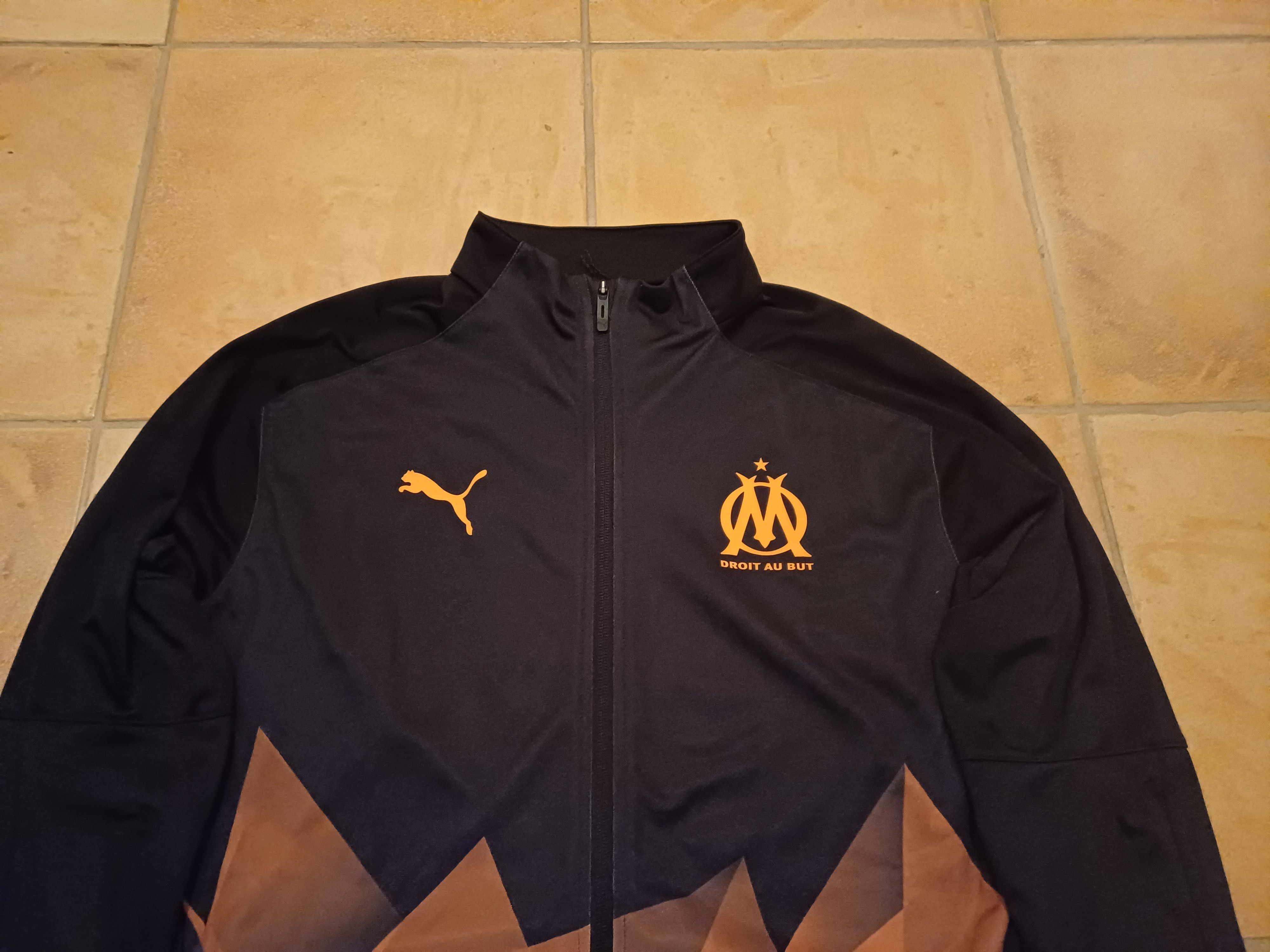 Puma Olympique Marseille 2019/20 training top Size US M / EU 48-50 / 2 - 2 Thumbnail