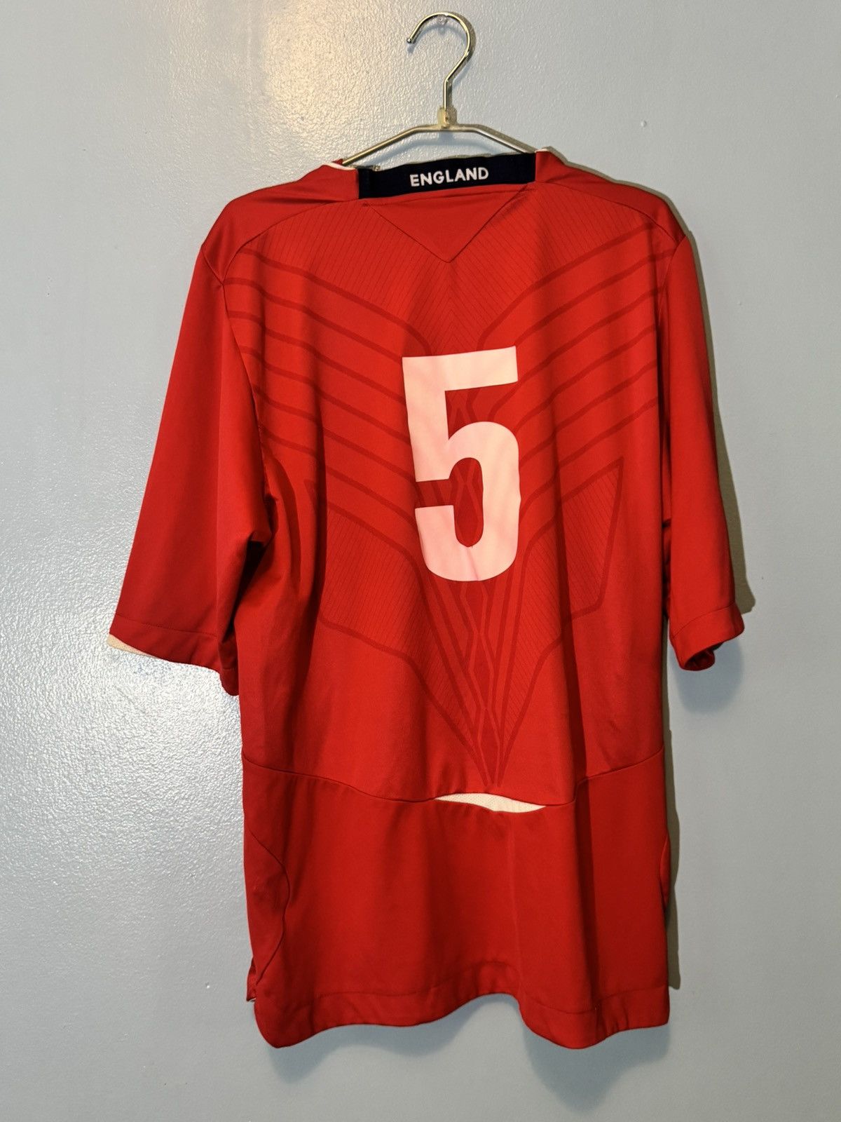 Umbro Umbro England soccer away jersey 08/10 Size US M / EU 48-50 / 2 - 3 Thumbnail