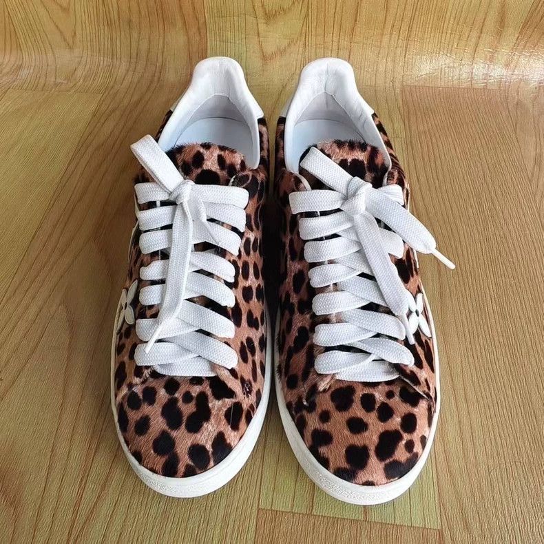 Louis Vuitton Louis Vuitton Frontrow cowhide leopard print board shoes Size US 5 / EU 37 - 4 Thumbnail