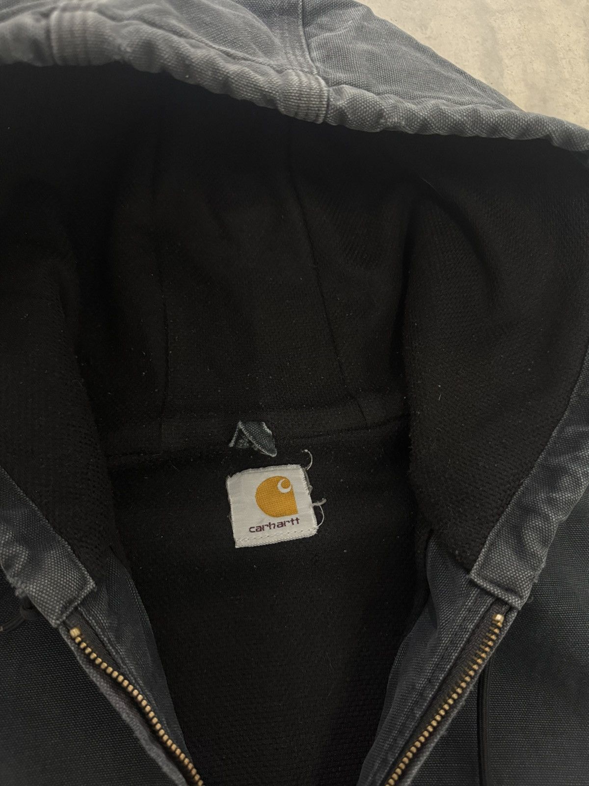Carhartt Carhartt Black Faded Hooded Canvas Jacket USA Made Vintage Size US XL / EU 56 / 4 - 2 Thumbnail
