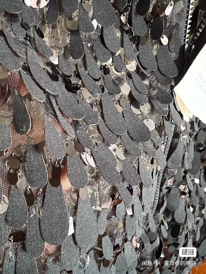Brunello Cucinelli Brunello Cucinelli Sequin Vest Size XS / US 0-2 / IT 36-38 - 3 Thumbnail