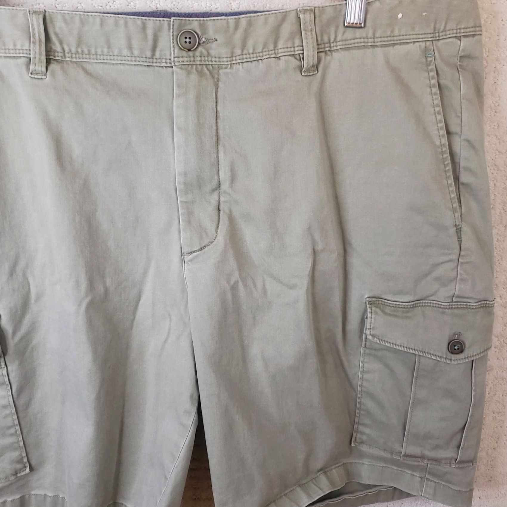 Tommy Bahama Tommy Bahama Green Chino Shorts Men Sz 40 Cotton Tencel Spandex Golf 9” Inseam Size US 40 / EU 56 - 4 Thumbnail