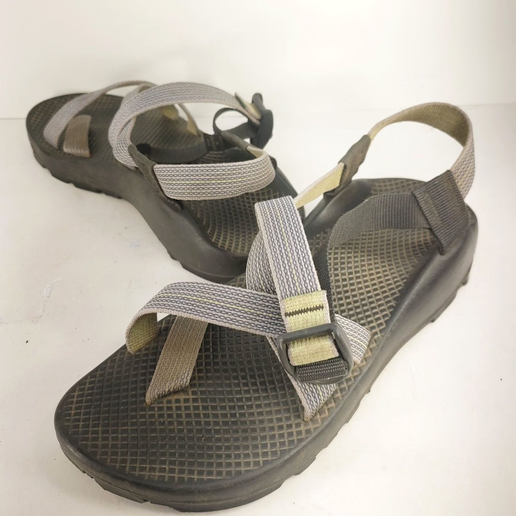 Chaco Chaco Z/2 Sandal Women's 10 Purple Pixel Weave Strappy Nylon Casual Hiking Shoes/ Sandals Size US 10 / IT 40 - 2 Thumbnail