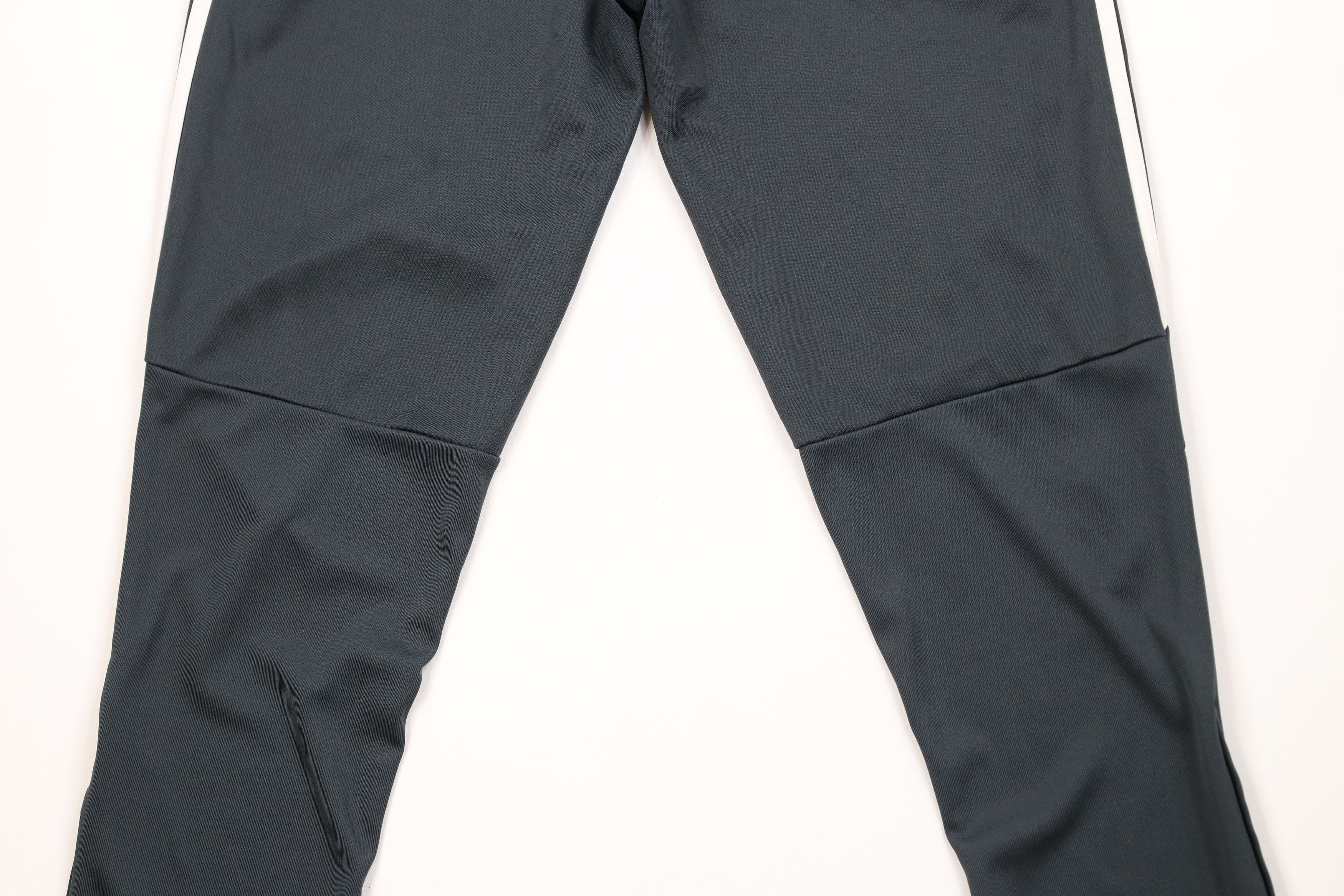Adidas Vintage Y2K Adidas Tapered Leg Soccer Warm Up Pants Gray Size US 34 / EU 50 - 11 Thumbnail