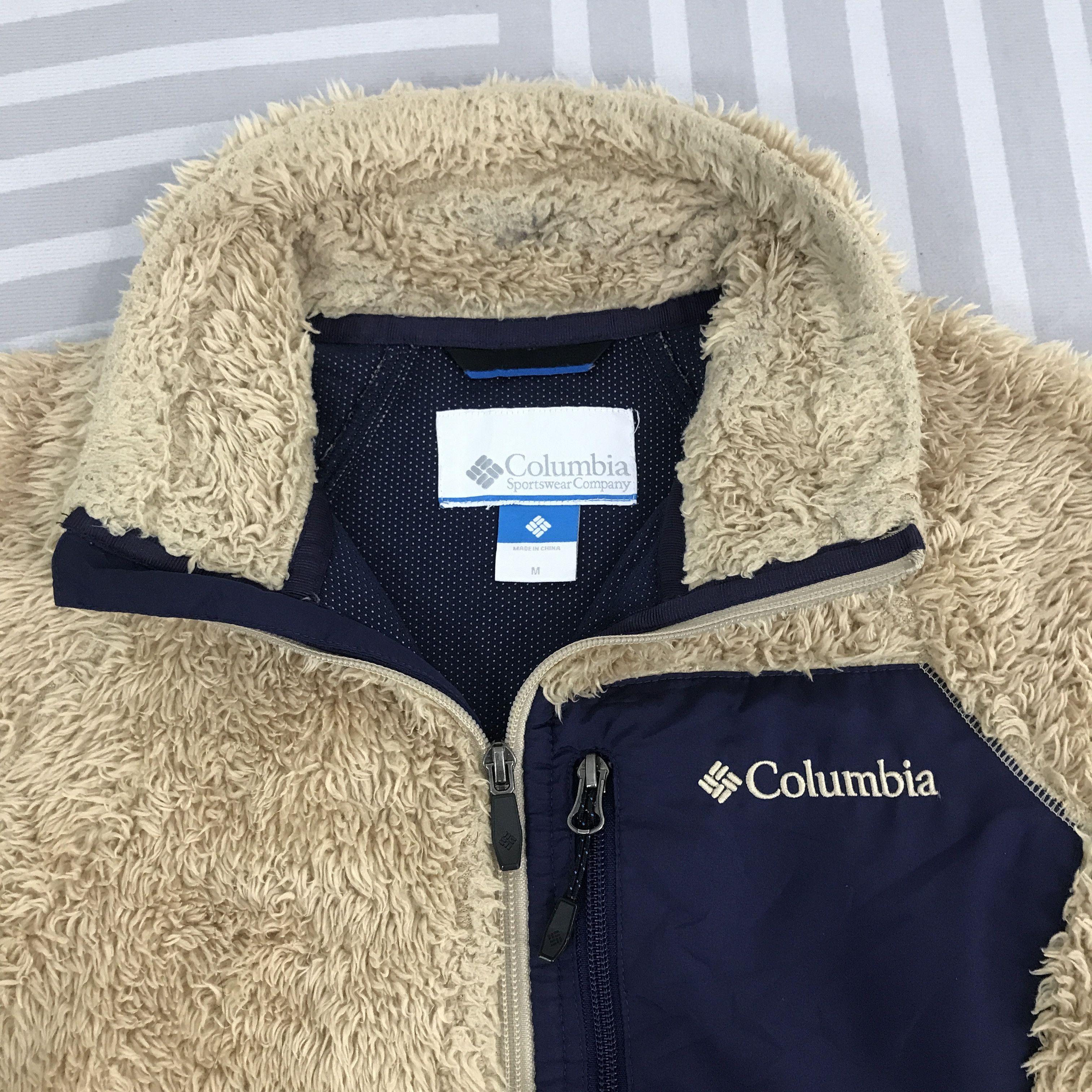Columbia × Vintage Vintage Columbia Sherpa designs zipper Jacket Size US M / EU 48-50 / 2 - 9 Thumbnail