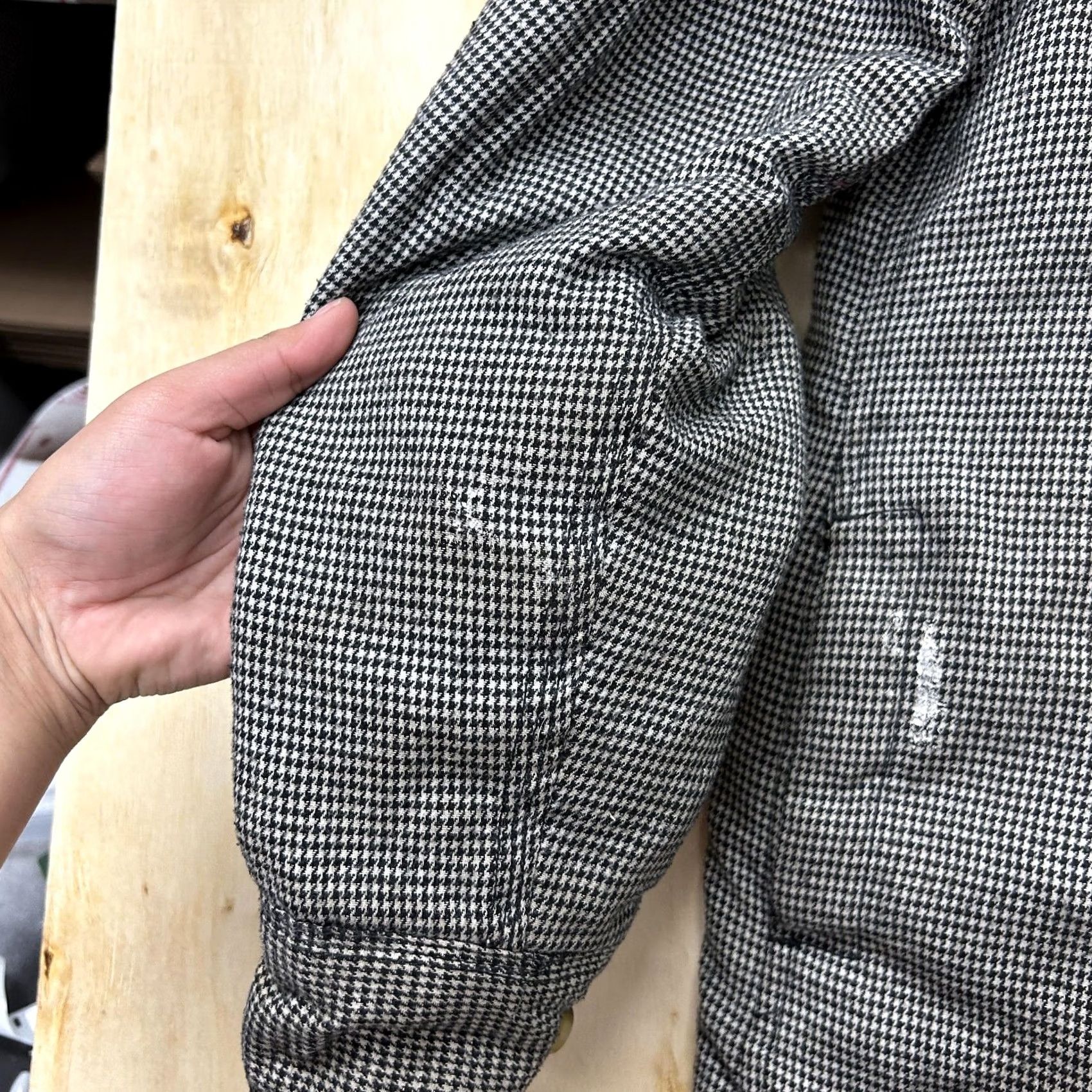 Vintage Lincoln Outfitters Shirt Jacket Mens Medium Gray Sherpa Lined Flannel Workwear Shirt Jacket Mens Medium Gray Sherpa Lined Flannel Workwear Size US M / EU 48-50 / 2 - 4 Thumbnail