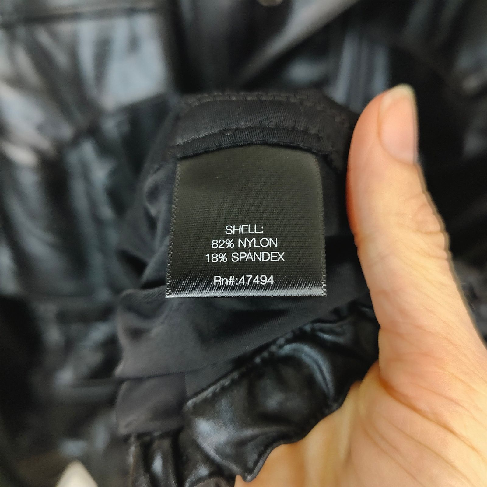 Norma Kamali Norma Kamali Short Cargo Hoodie Jacket Large Black Foil Size L / US 10 / IT 46 - 4 Thumbnail