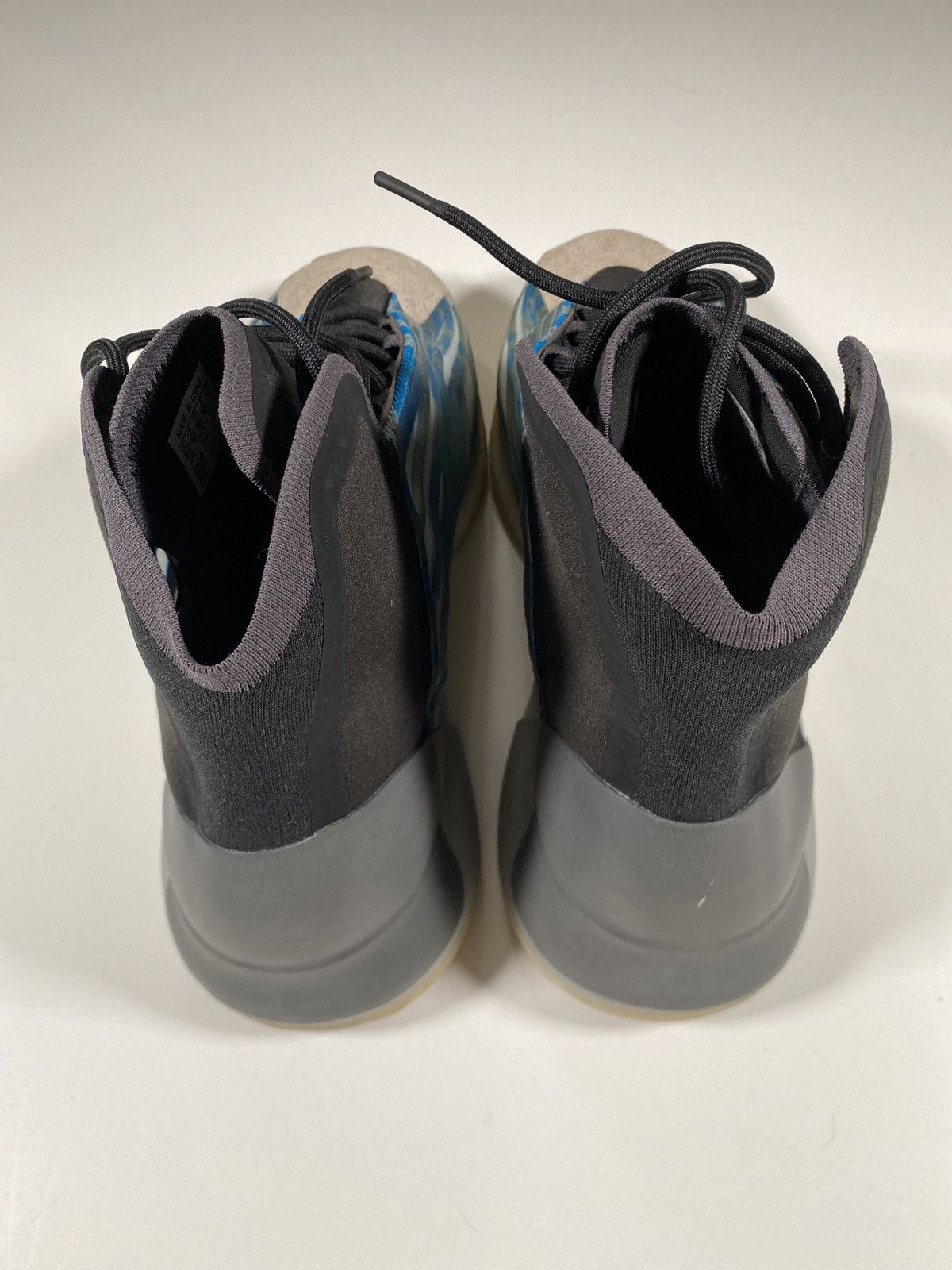 Adidas × Kanye West Yeezy QNTM Lifestyle Size US 10.5 / EU 43-44 - 2 Thumbnail