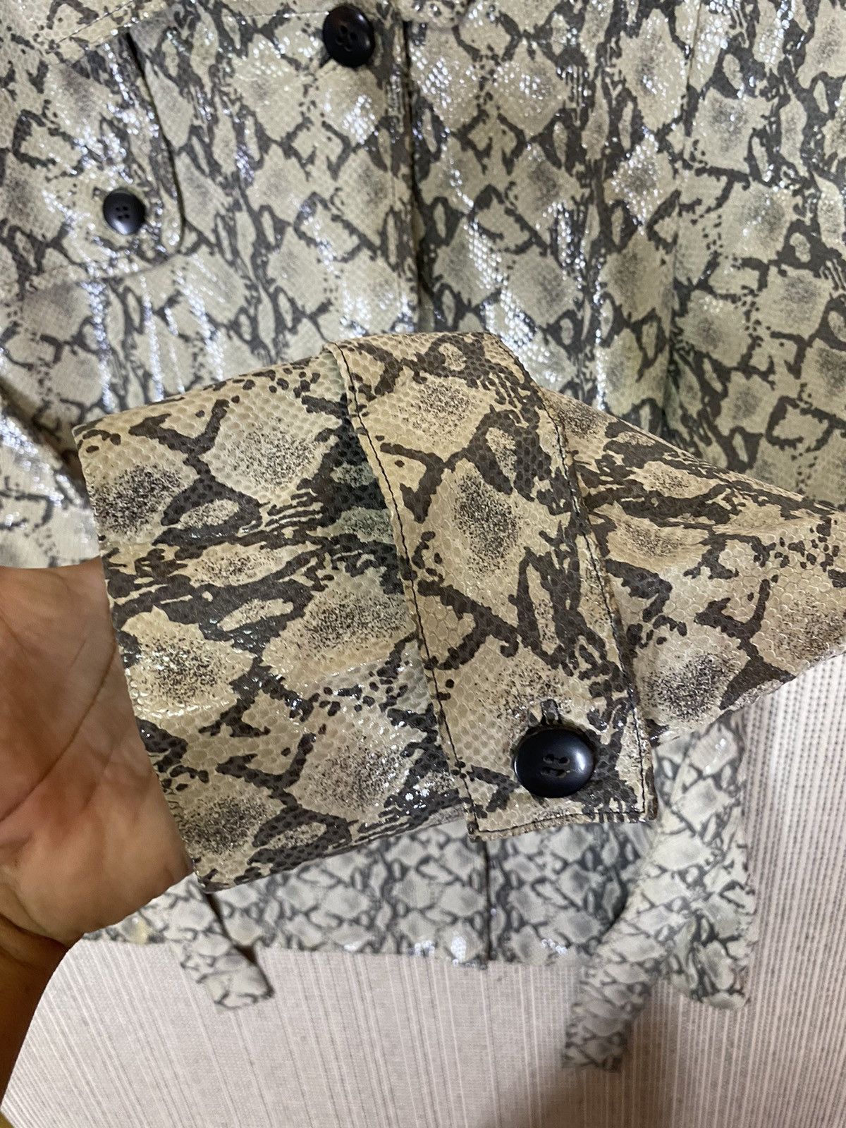 Designer ‼️CHATEAU DE CHALLAIN SNAKE SKIN DESIGN VERY RARE‼️ Size US M / EU 48-50 / 2 - 6 Thumbnail