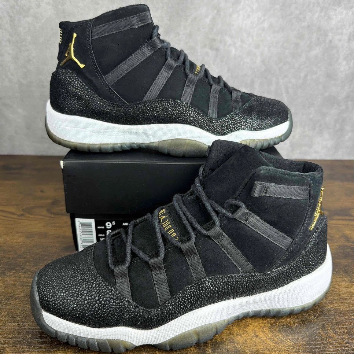 Jordan Brand Air Jordan 11 Retro Premium Mid Heiress 8Y / 9.5W 852625-030 Size US 9.5 / IT 39.5 - 2 Thumbnail