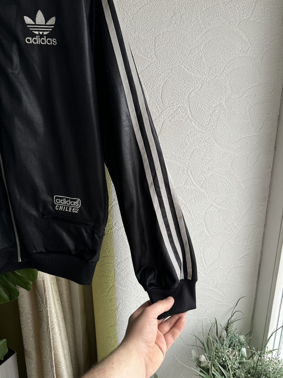 Adidas Chile 62 VintageTrack Jacket Black Y2k japanese