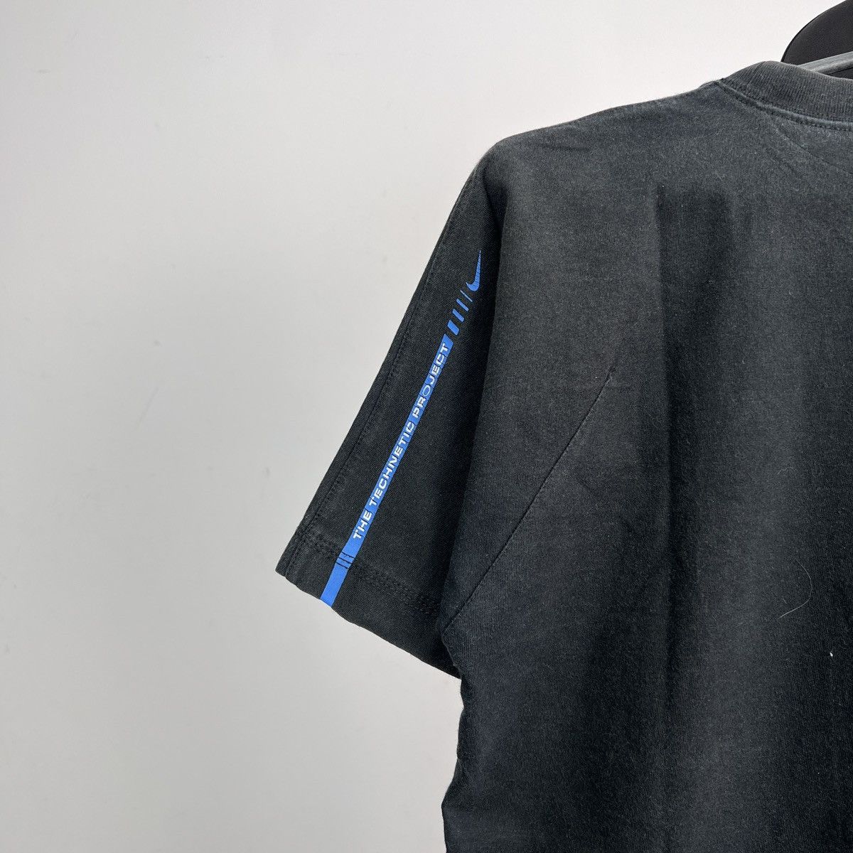 Nike × Vintage Vintage Nike T-Shirt The Technetic Project Size US L / EU 52-54 / 3 - 7 Thumbnail
