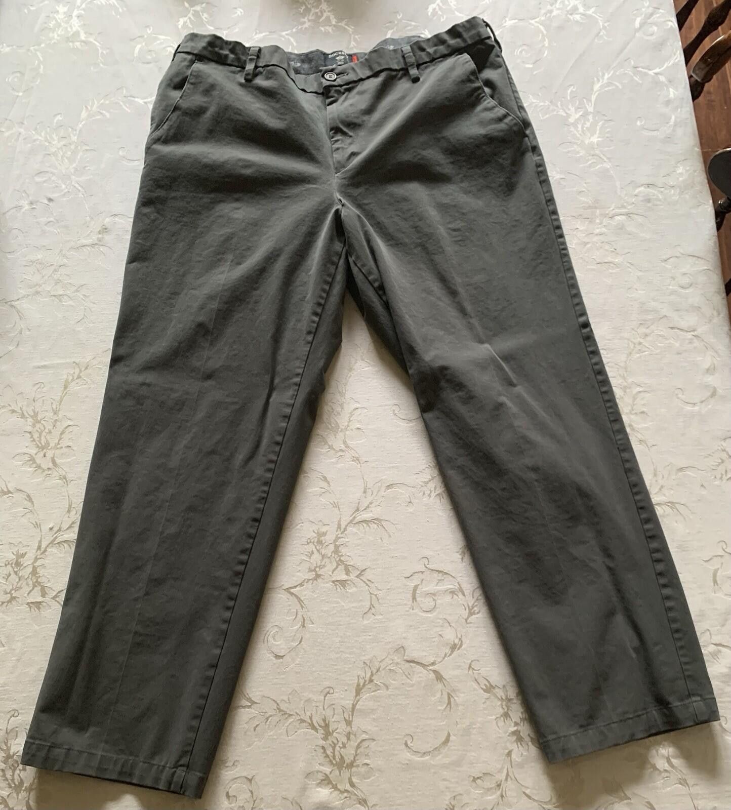Dockers Men’s Dockers 40 x 32 dark gray casual pants Size US 40 / EU 56 - 2 Thumbnail