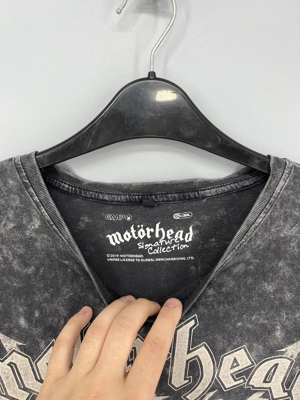 Band Tees Vintage Y2K Motörhead Band Rock Humor T-shirt Streetwear 90s Size US L / EU 52-54 / 3 - 8 Thumbnail