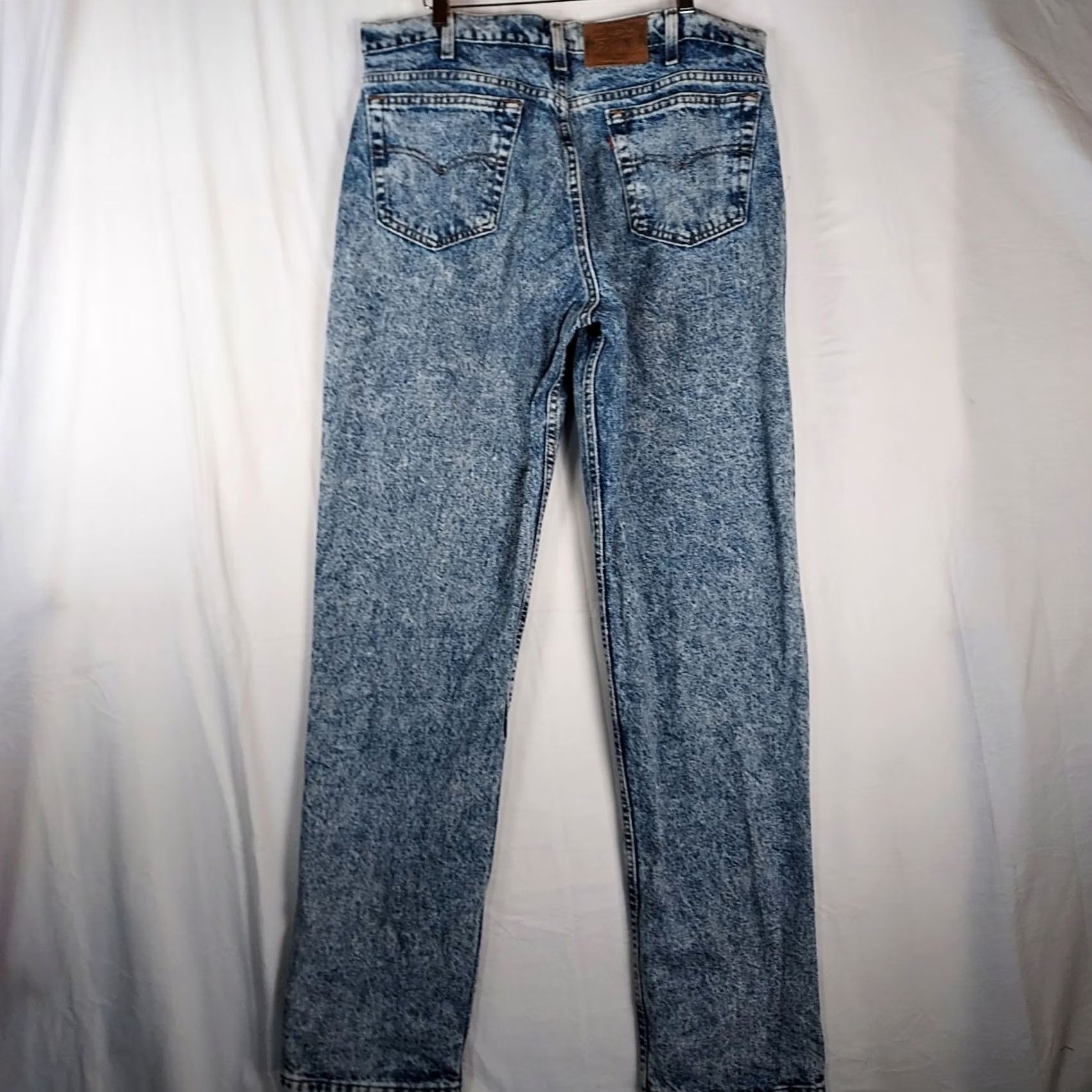Levi's VINTAGE Levi’s 540 Jeans W38 L34 Men’s Denim 100% Cotton USA Made Acid Wash Blue Straight 5-Pocket Mens Size US 38 / EU 54 - 2 Thumbnail