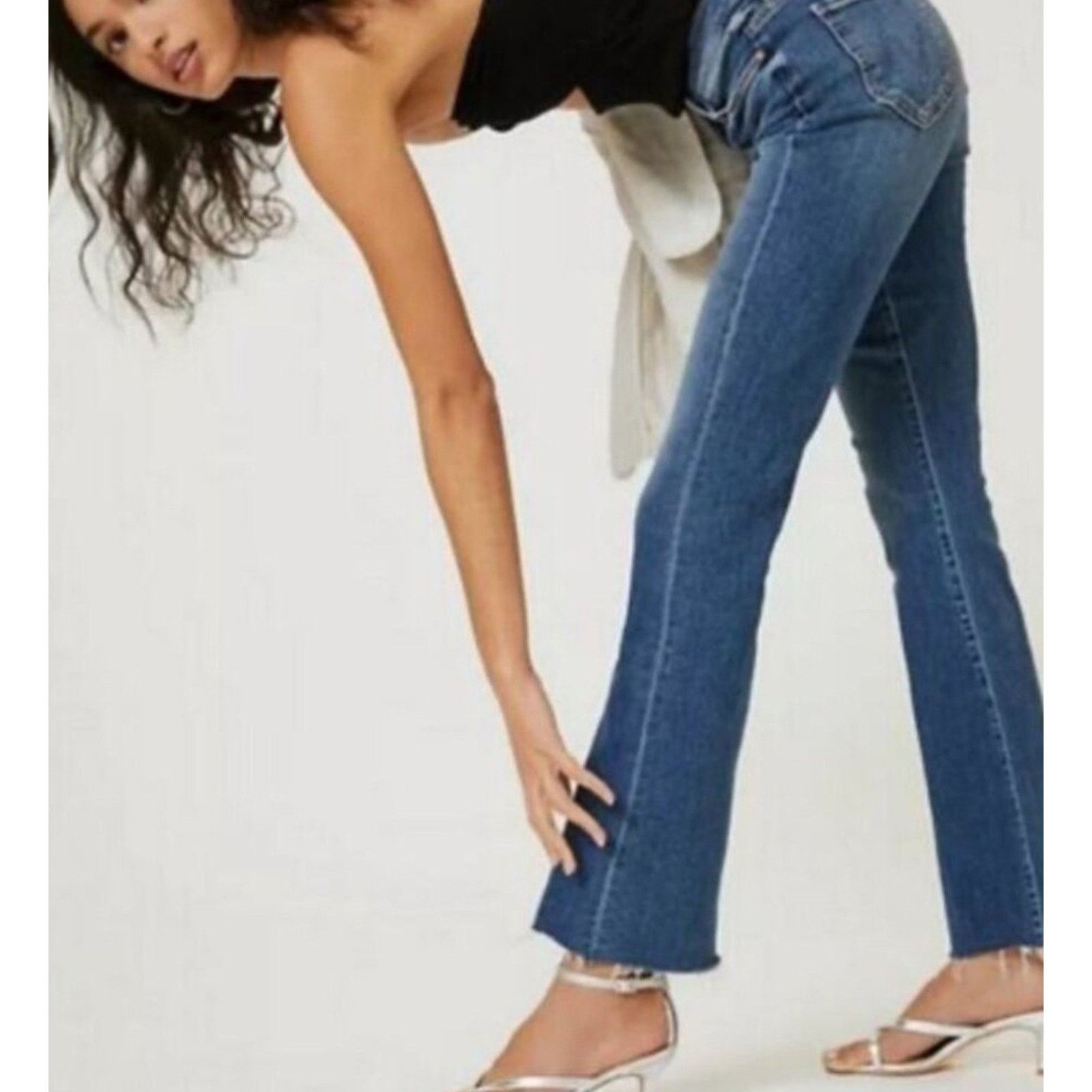 MOTHER Mother The Weekender Fray Walking On Coals Fray Hem Flare 30 Size 30" / US 8 / IT 44 - 2 Thumbnail