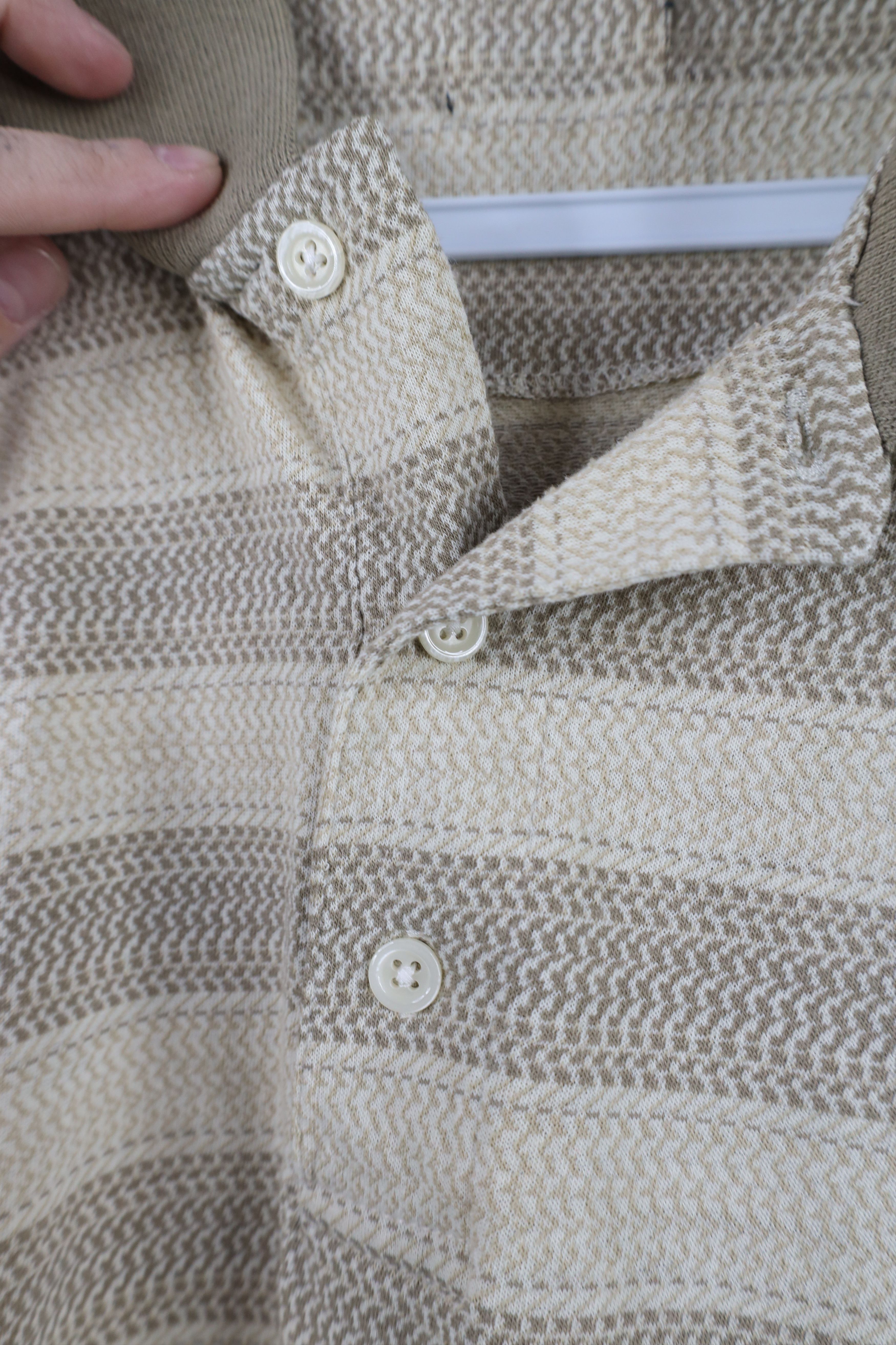 Vintage Vintage 90s Streetwear Knit Short Sleeve Golf Polo Shirt Size US L / EU 52-54 / 3 - 5 Thumbnail