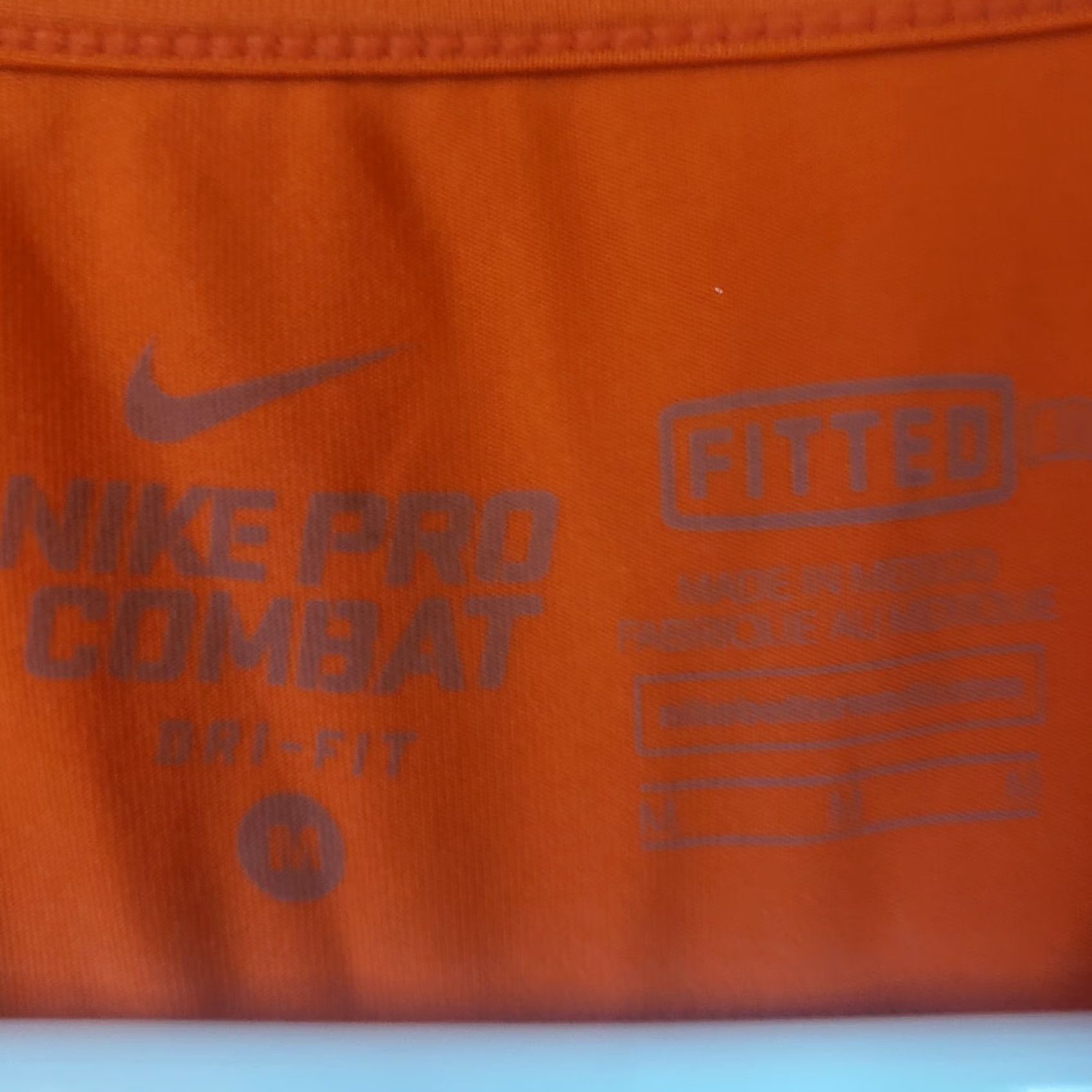 Nike Nike Pro Combat T-Shirt Mens M Orange Dri-Fit Short Sleeve Athletic Shirt Size US M / EU 48-50 / 2 - 7 Thumbnail