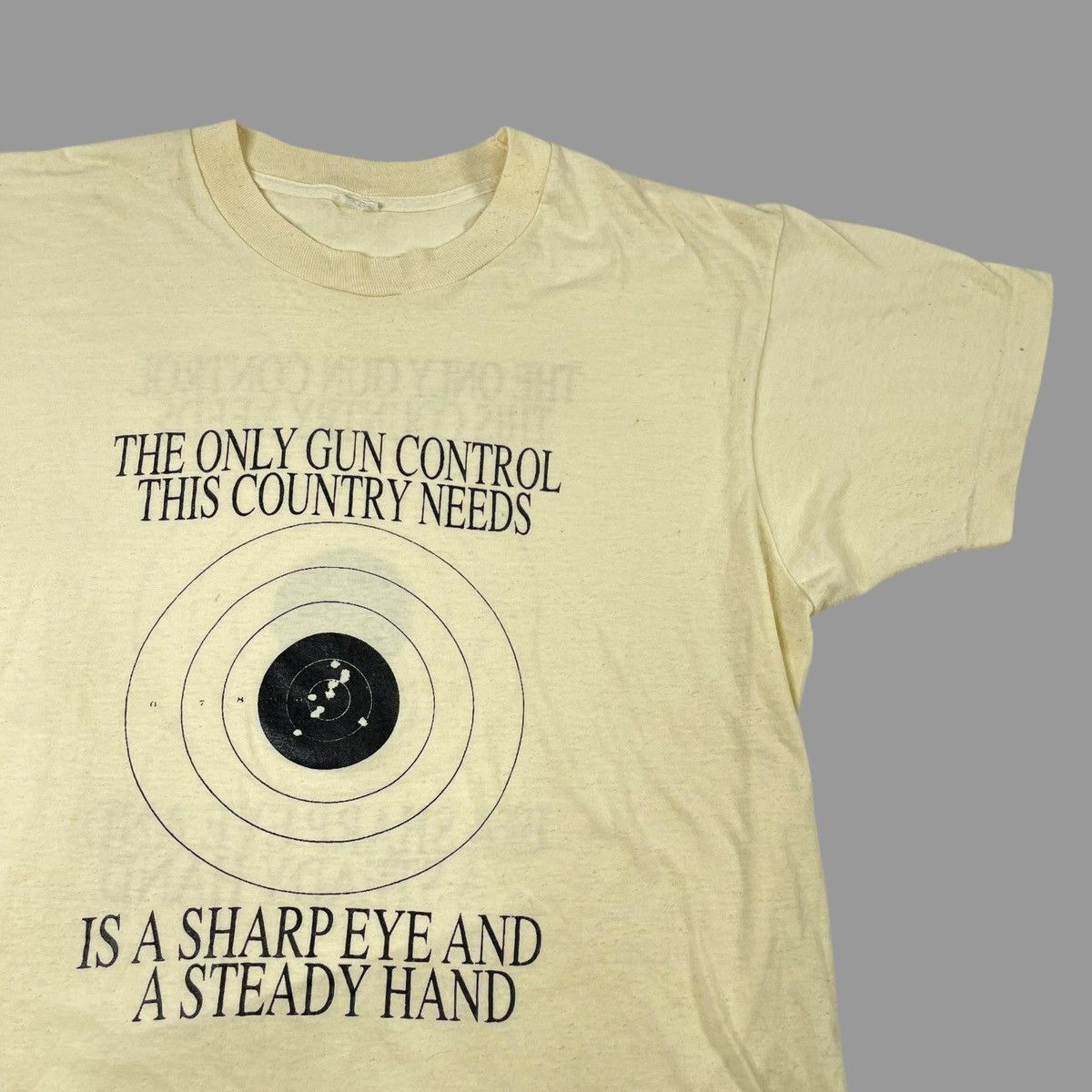 Vintage Vintage 90s shooting target t shirt Size US L / EU 52-54 / 3 - 3 Thumbnail