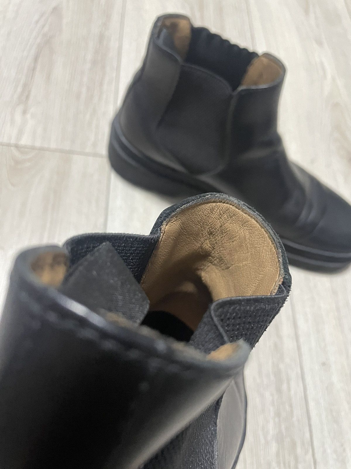 A.P.C. APC Leather Chelsea Black Classic Boot 27.5 cm Size US 10 / EU 43 - 16 Thumbnail