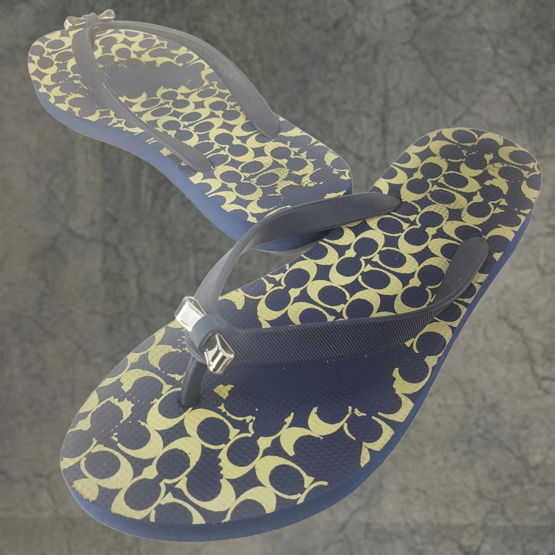 Coach Coach Amel Sig C Flip-Flop Sandals Navy Blue Women SZ 9-10 B Logo Bow Sandals Vintage No Size US 7 / IT 37 - 1 Thumbnail