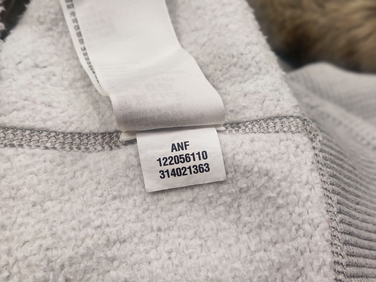 Abercrombie & Fitch Vintage Y2K Abercrombie If six was nine fur Zip Hoodie Opium Size US L / EU 52-54 / 3 - 16 Thumbnail
