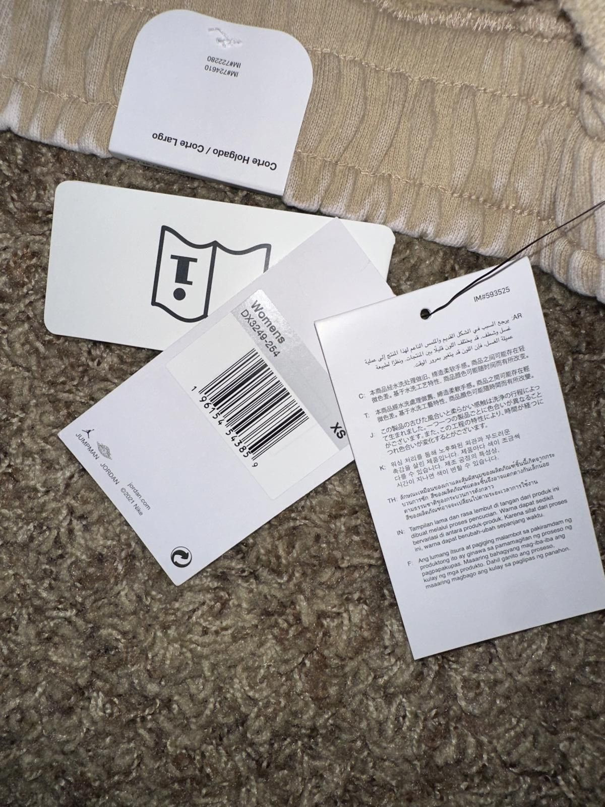 Jordan Flight Women's Washed Desert Fleece Pants Sample