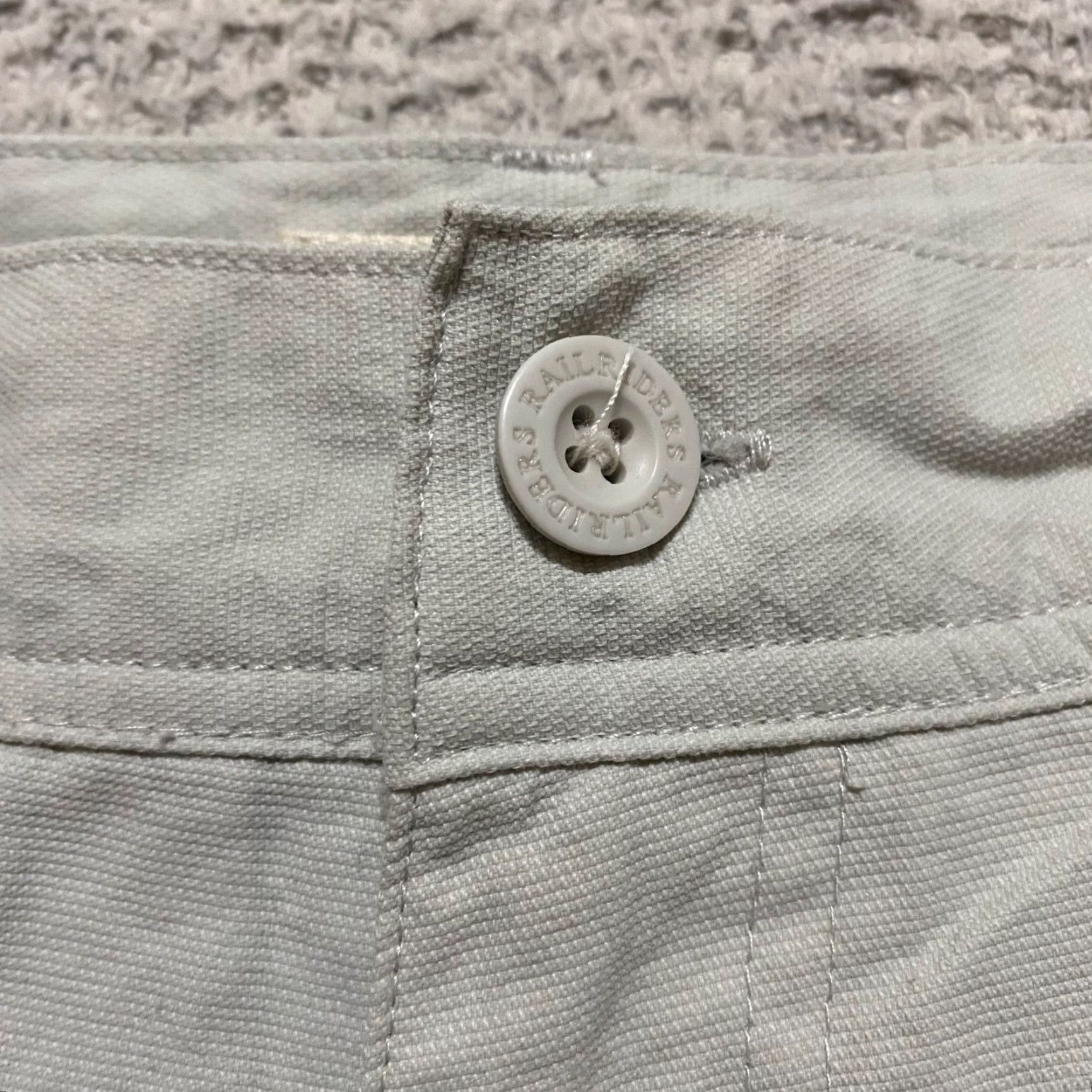 Vintage Riders Rail Riders Mens XL Pants Beige Relaxed Straight Chino Nylon Outdoor Casual Travel Pockets Logo Button Size US 36 / EU 52 - 4 Thumbnail