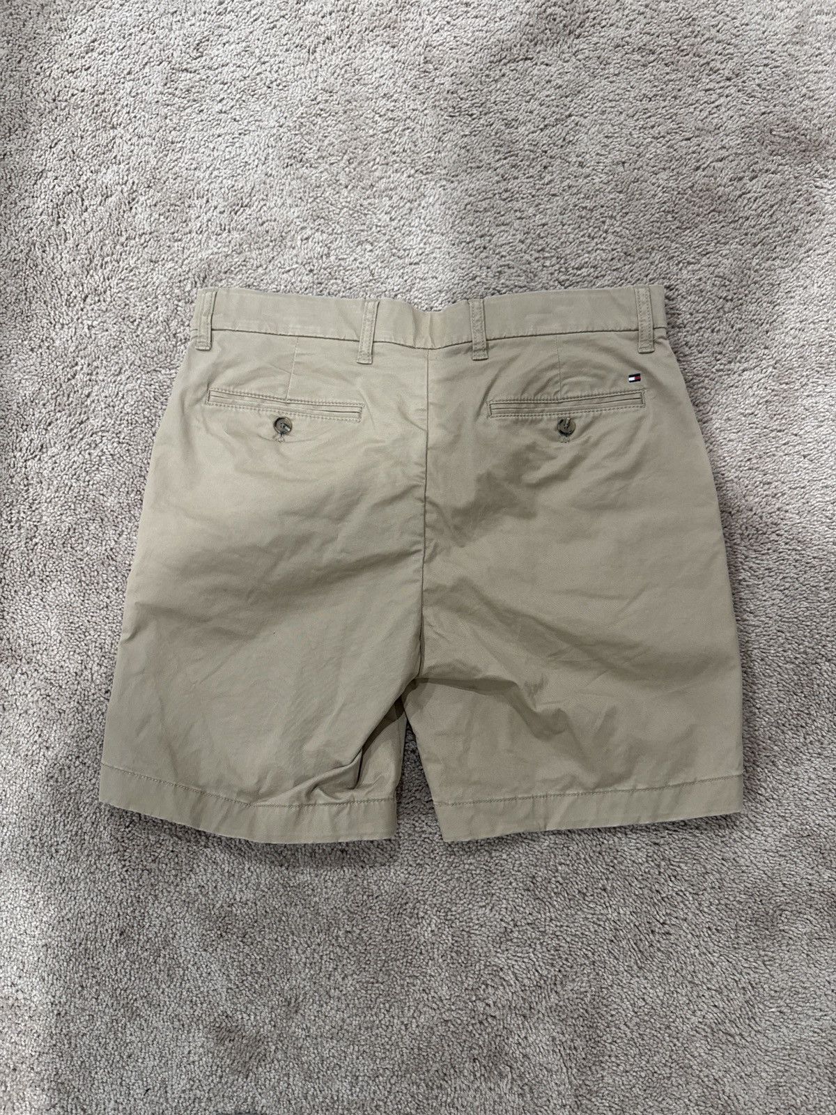 Tommy Hilfiger Tommy Hilfiger khaki shorts Size US 32 / EU 48 - 2 Thumbnail