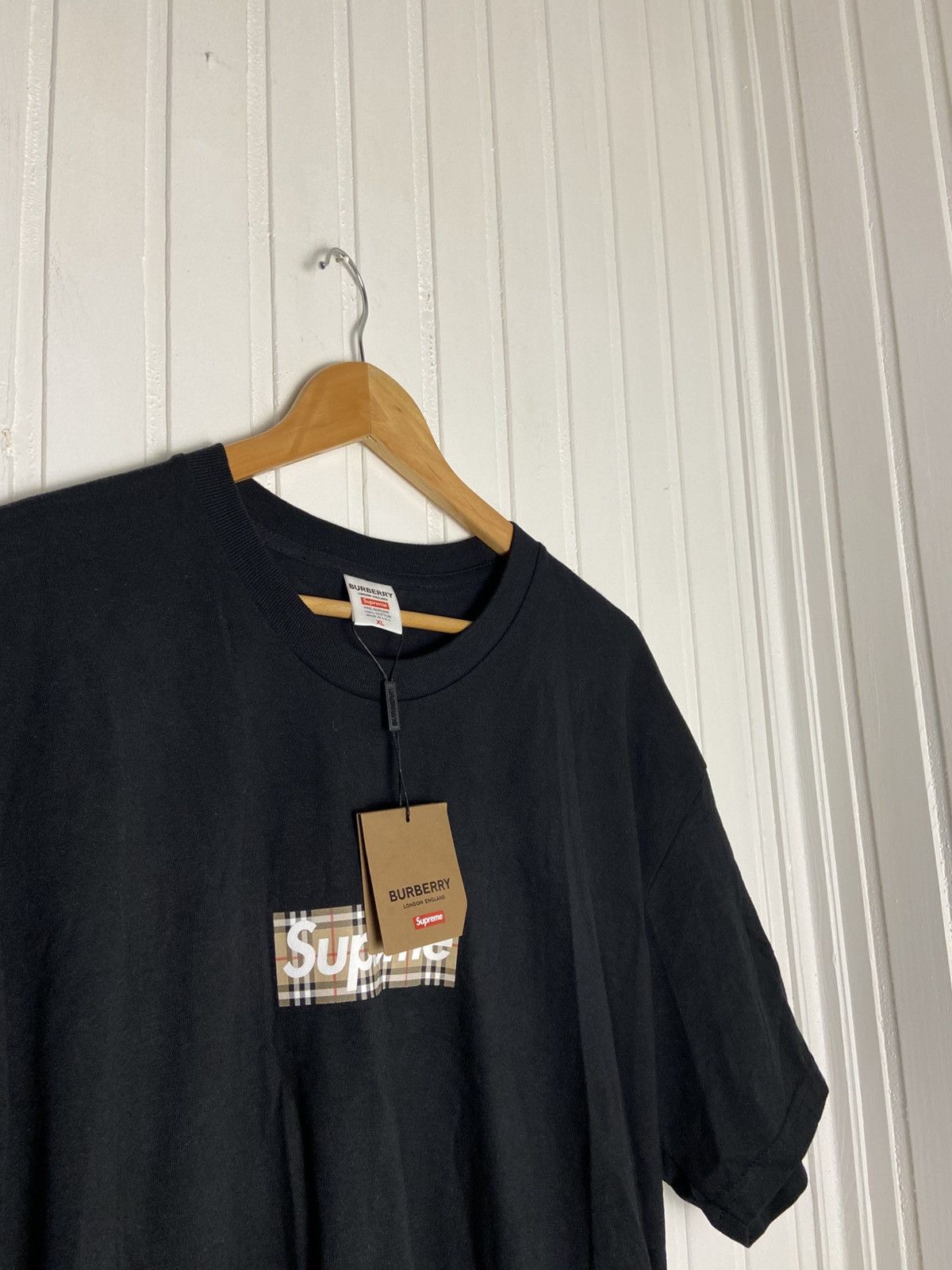 Burberry × Supreme New Supreme Burberry Box Logo Tee Rare Size XL Cotton 100% Size US XL / EU 56 / 4 - 2 Thumbnail