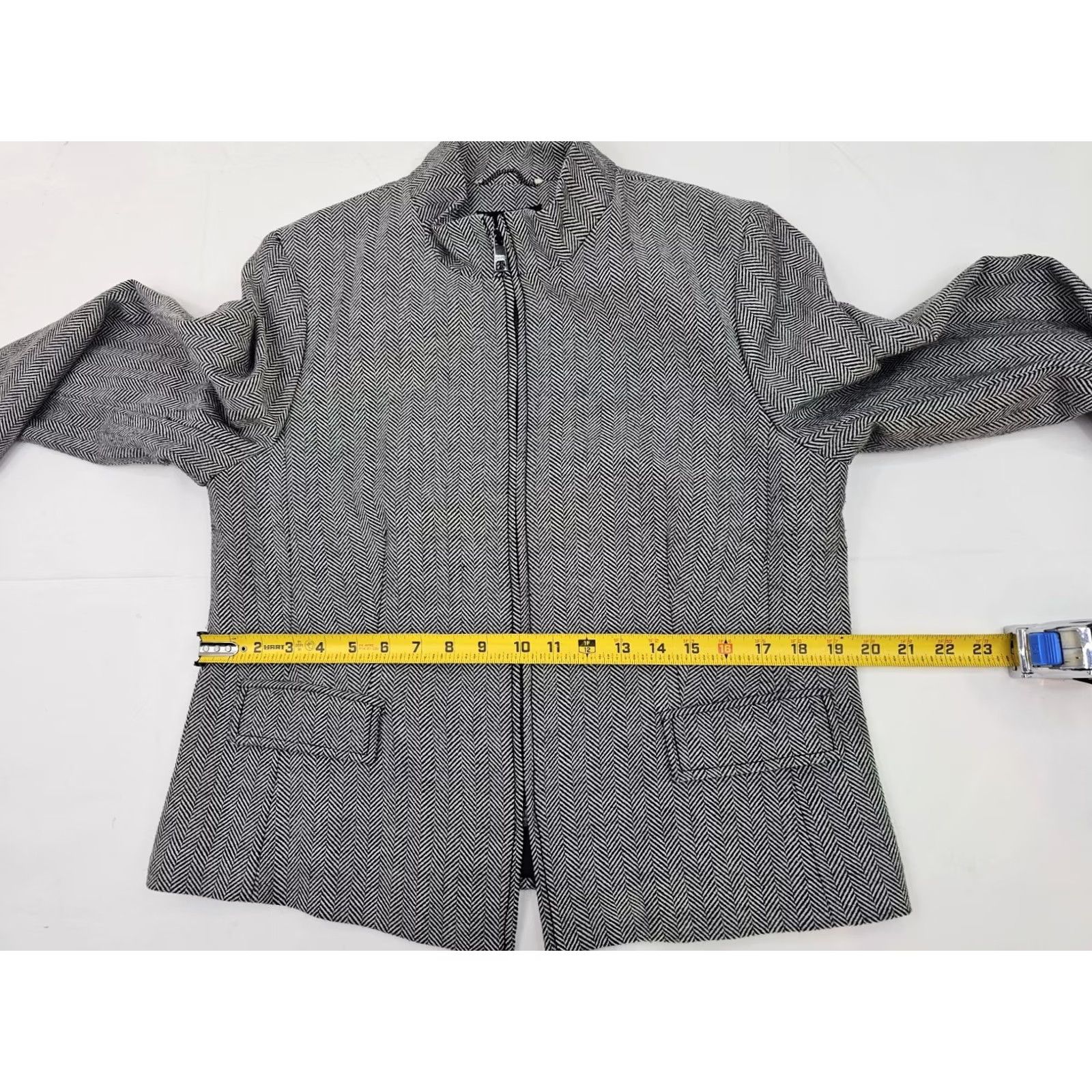 Banana Republic Banana Republic Wool Blend Herringbone Jacket Women 12 Lined Zip Black 40" Chest Classic Fit Wool Blend Pattern 90s Designer Modern Professional Size XL / US 12-14 / IT 48-50 - 7 Thumbnail