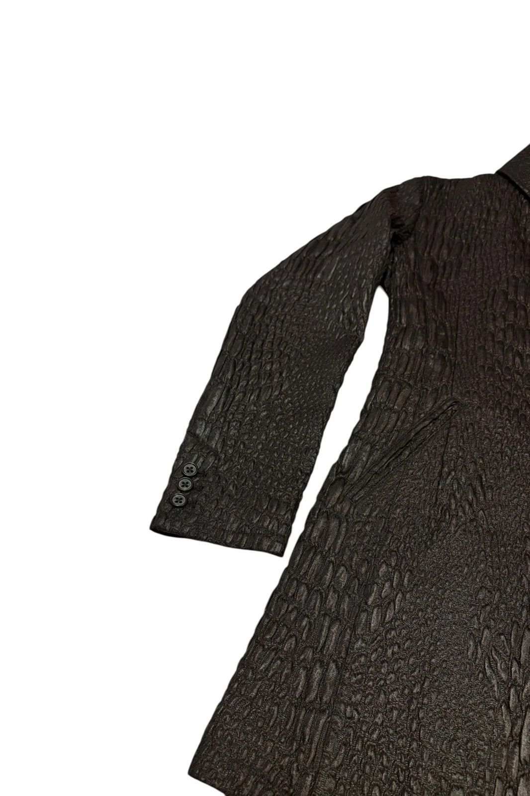 Tornado Mart Tornado Mart alligator textured vampire light overcoat Size US M / EU 48-50 / 2 - 4 Thumbnail
