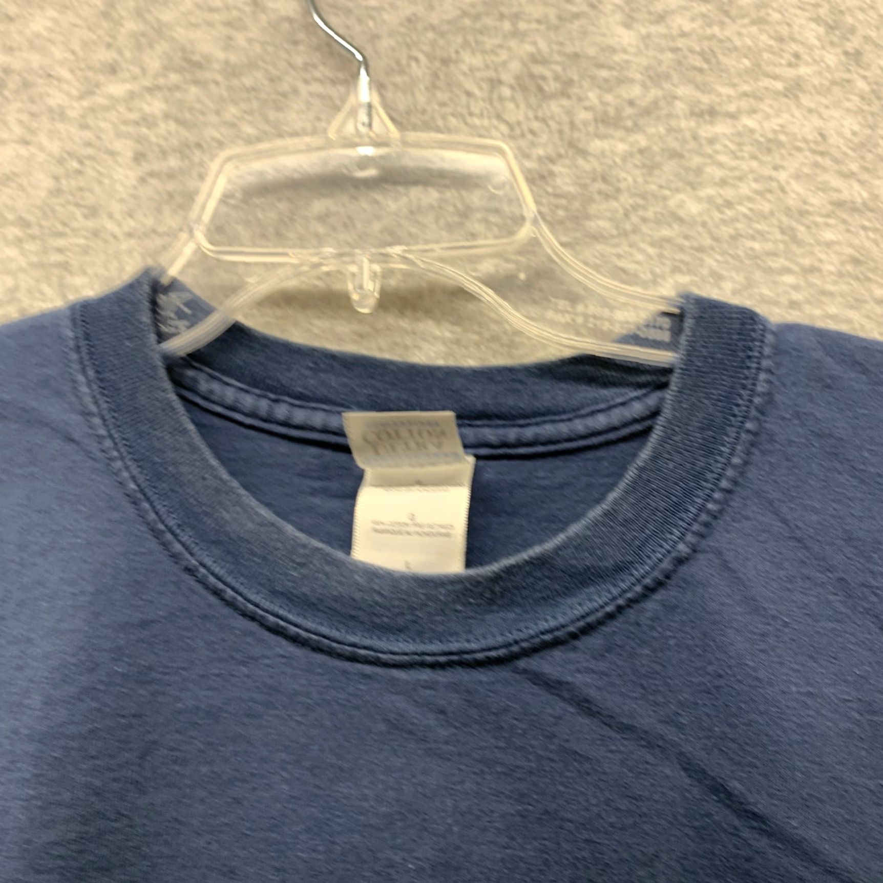 Gildan VINTAGE Gildan Shirt Mens T-Shirt 90s Blue Cotton Short Sleeve Crew Neck Large 90s Mens Cotton Tee Blue Gildan Shirt Size US L / EU 52-54 / 3 - 4 Thumbnail