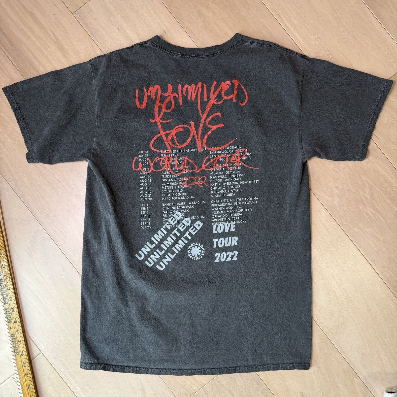 Other Red Hot Chili Peppers Unlimited Love World Tour Shirt M Size US M / EU 48-50 / 2 - 7 Thumbnail